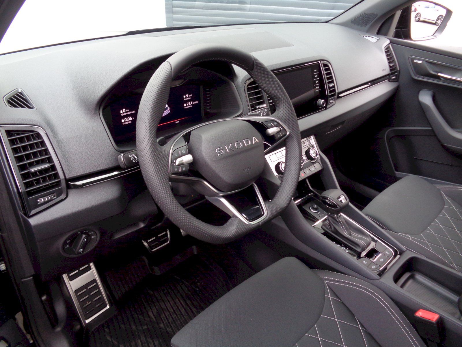 Škoda Karoq, Sportline 1.5 TSI 110 kW DSG - fotka 5