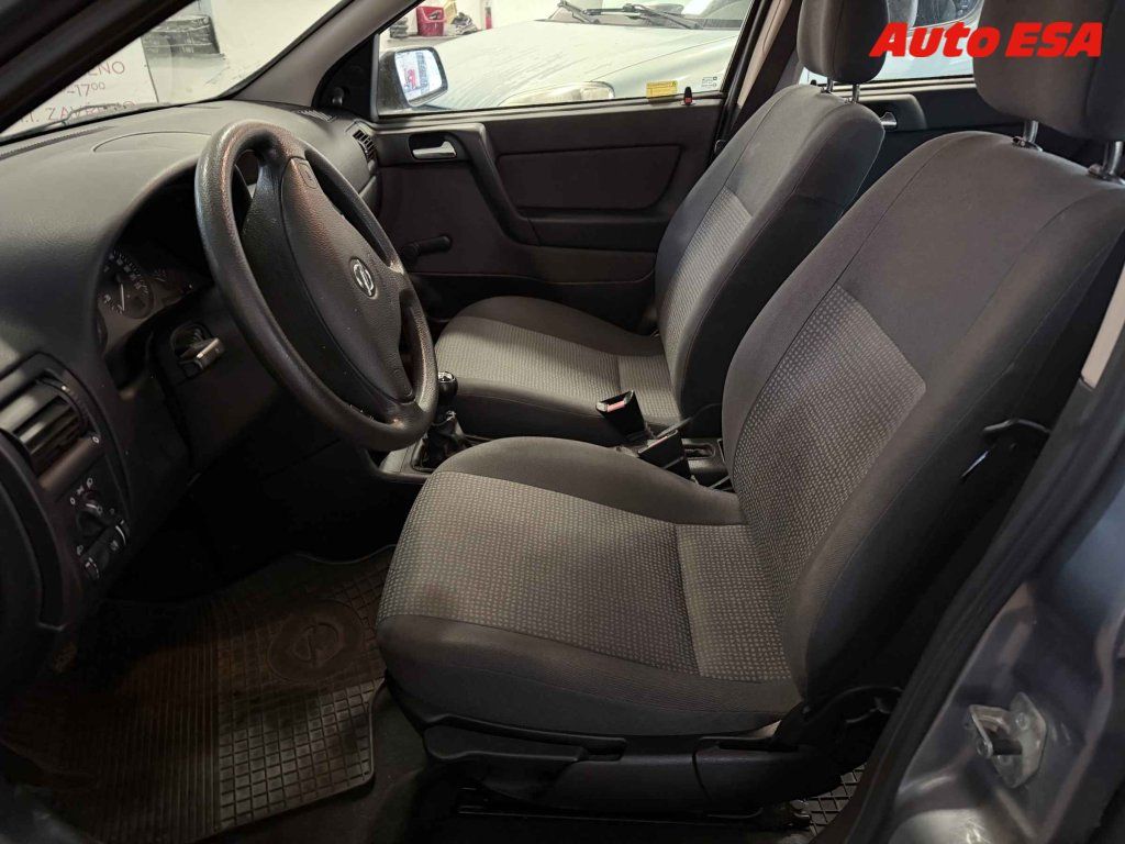 Opel Astra, 1.4i,2.maj,ČR - fotka 3