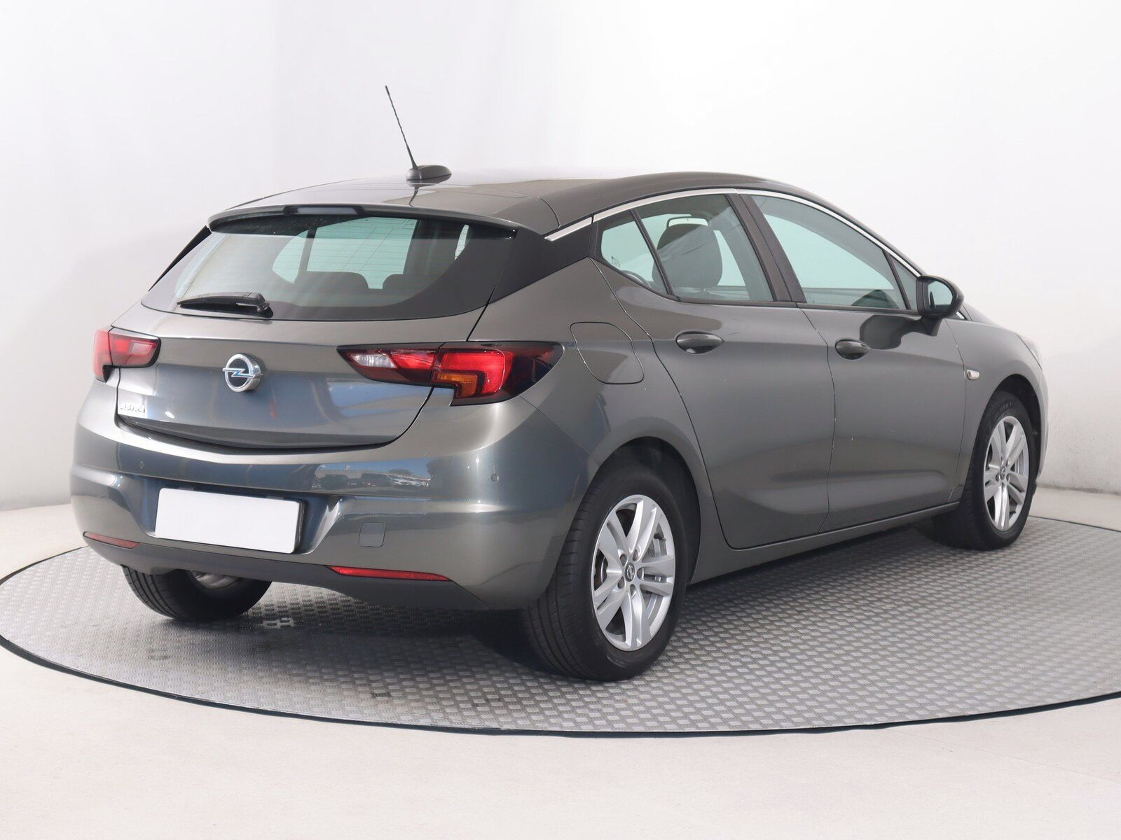 Opel Astra, 1.4 16V, Serv.kniha - fotka 5