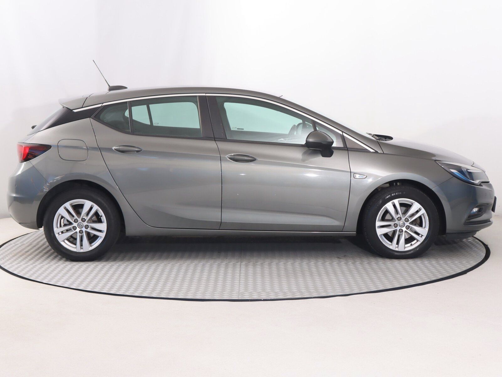Opel Astra, 1.4 16V, Serv.kniha - fotka 6