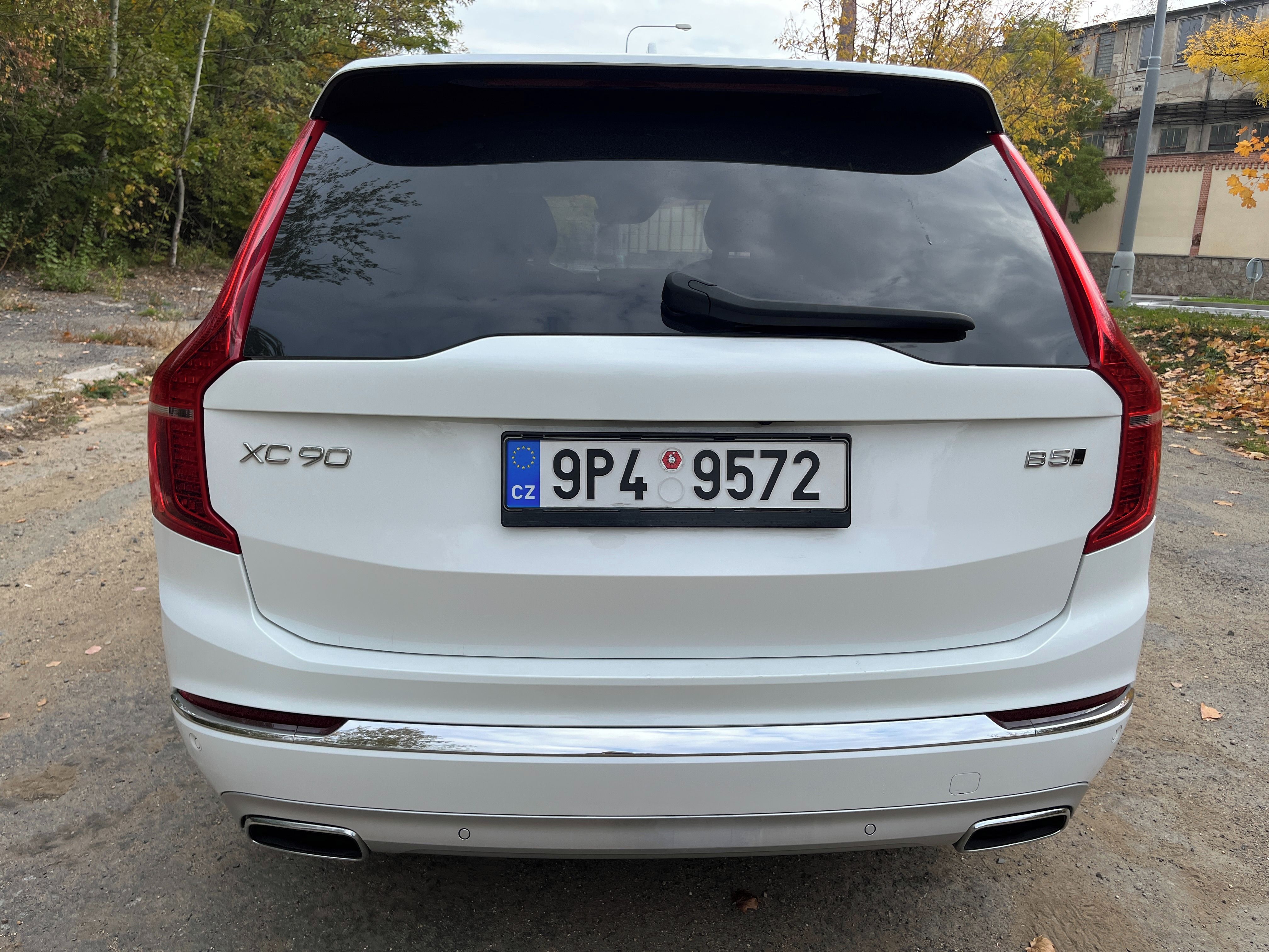 Volvo XC90, B5 AWD Inscription 173kw TOP - fotka 5
