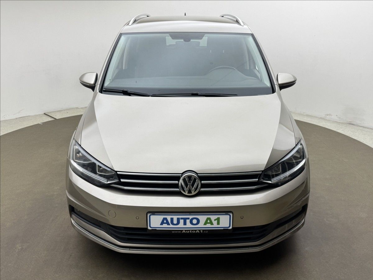 Volkswagen Touran, 1,4 DSG KAMERA TAŽNÉ 1.MAJ ČR - fotka 2