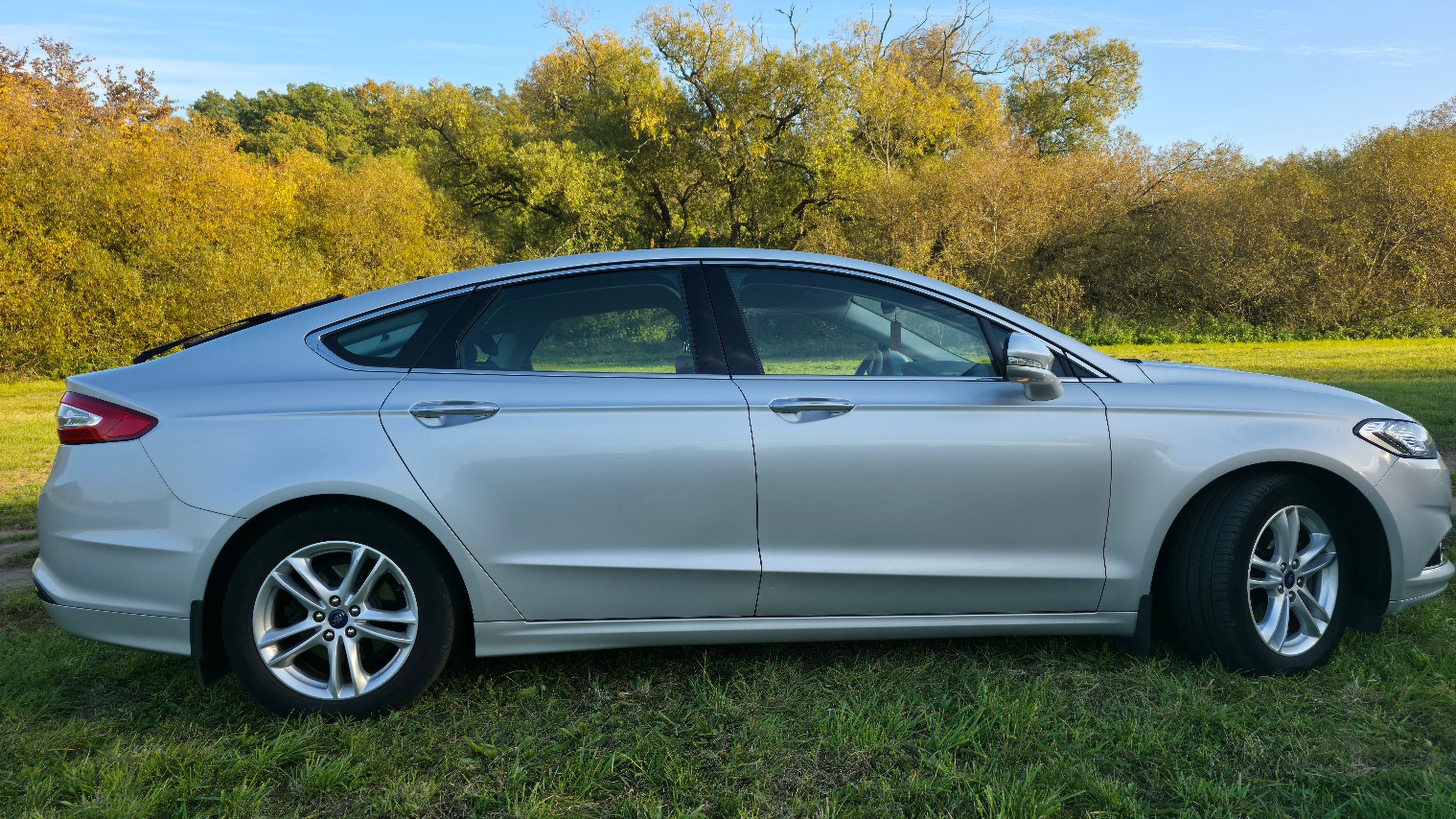 Ford Mondeo, 1.5 118kw + alu zimní sada - fotka 6