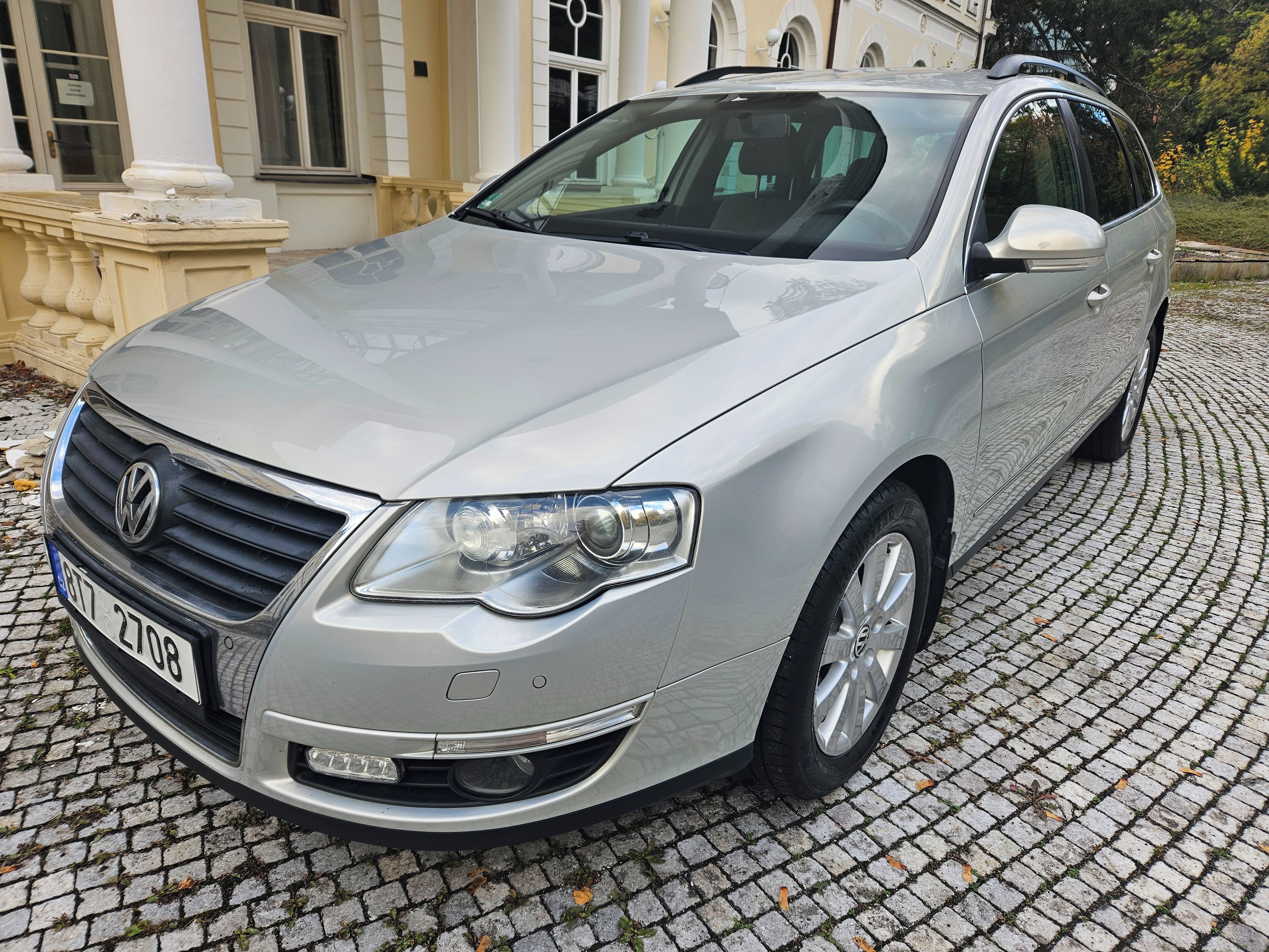 Volkswagen Passat Variant, Comfortline 1.maj TOP stav - fotka 4