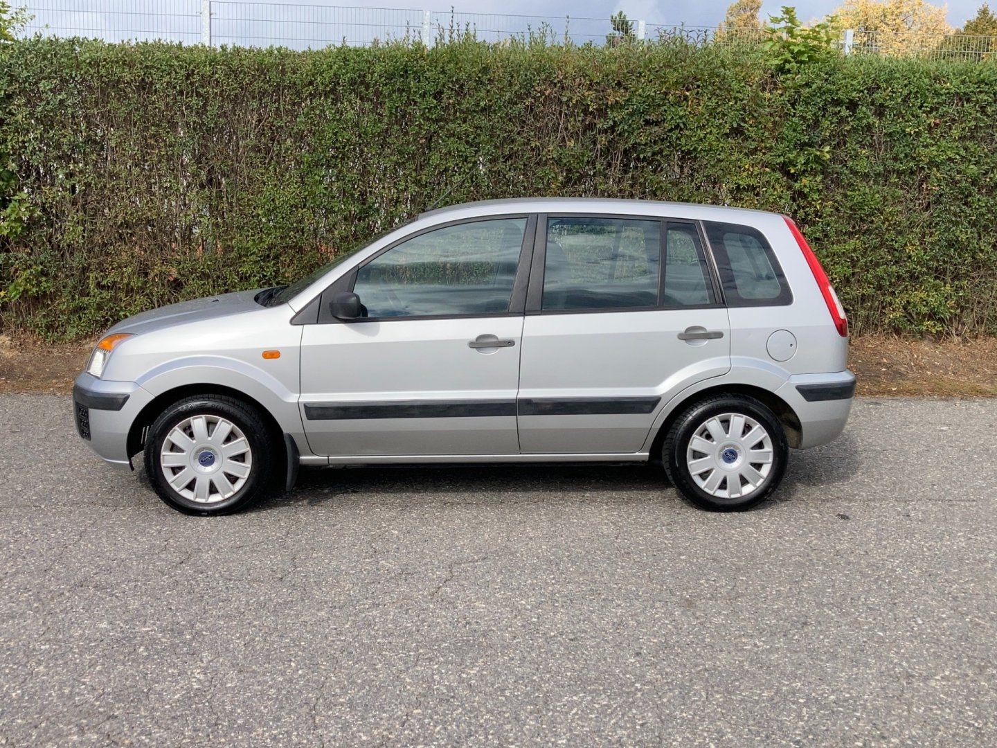 Ford Fusion, 1.4i vyhř. čel. sklo Tažné zař - fotka 6