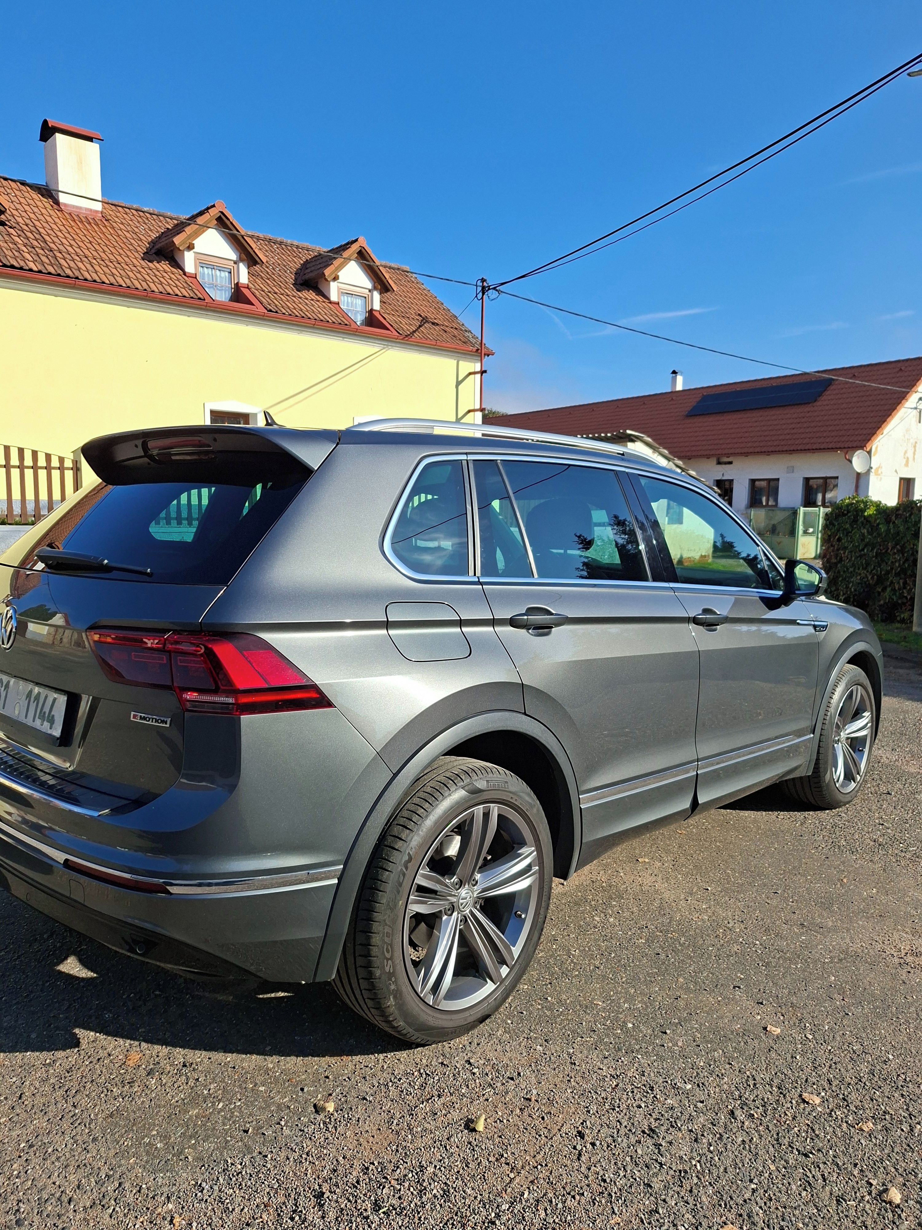 Volkswagen Tiguan, 2.0tdi 140kw 4 motion R-line - fotka 3