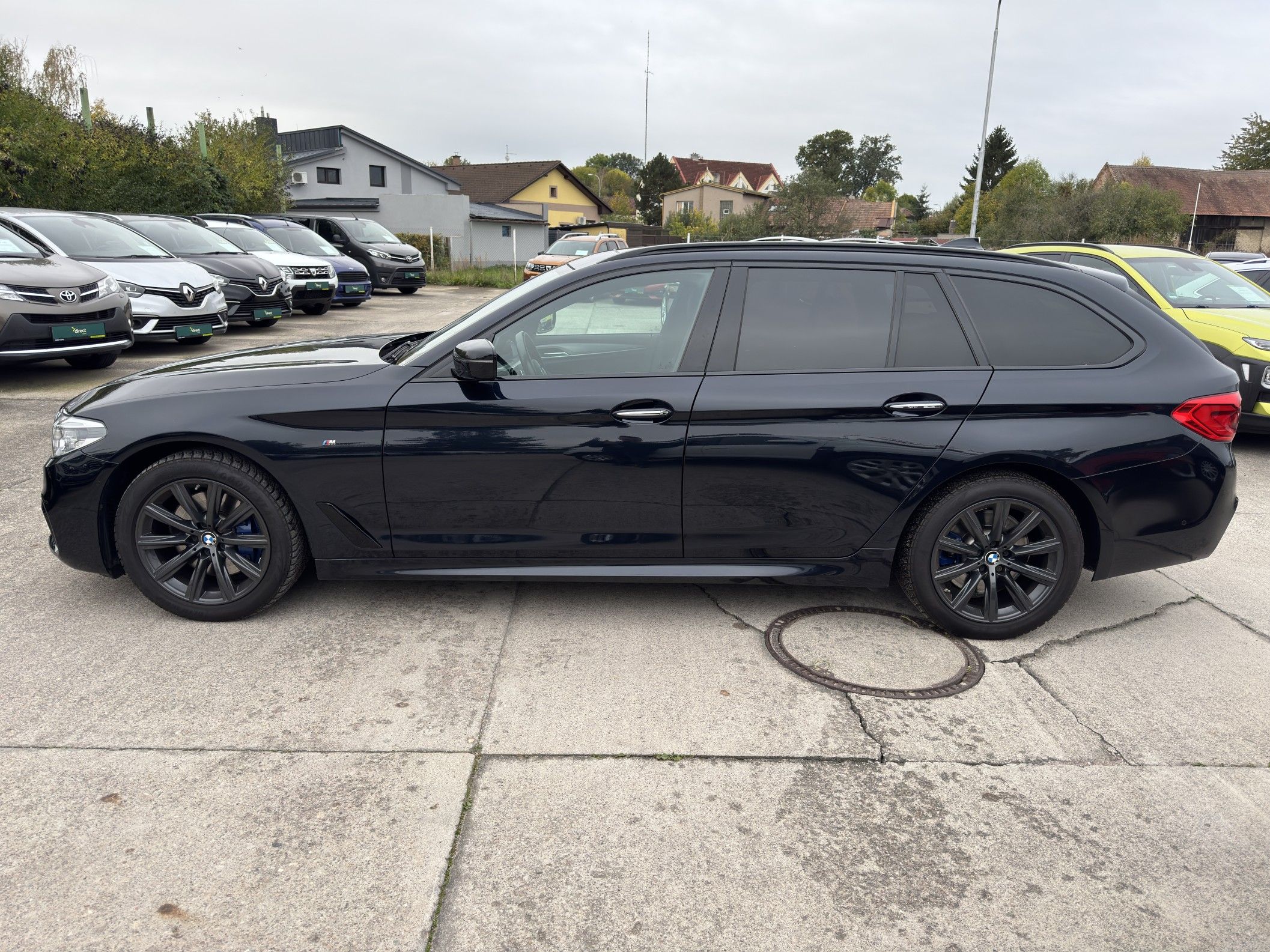 BMW Řada 5, 530d 195 kW Xdrive M-Packet - fotka 3