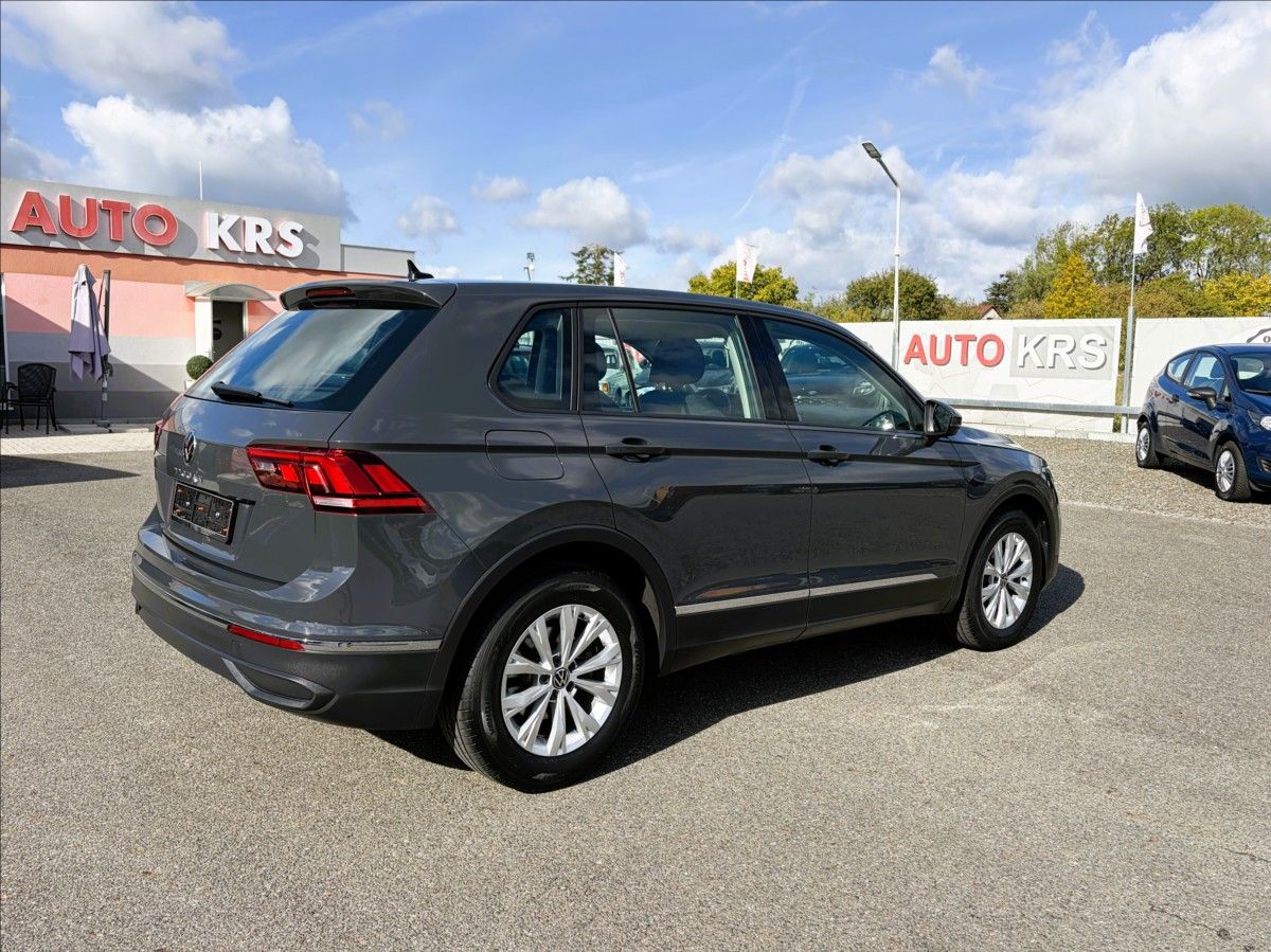 Volkswagen Tiguan, 1,5 TSi  zánovní,vůz, 1.Maj,DP - fotka 4
