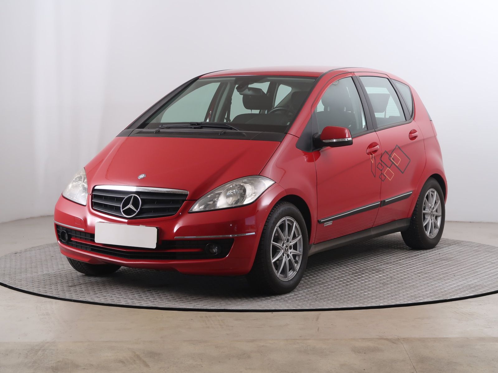 Mercedes-Benz Třídy A, 150 - fotka 3