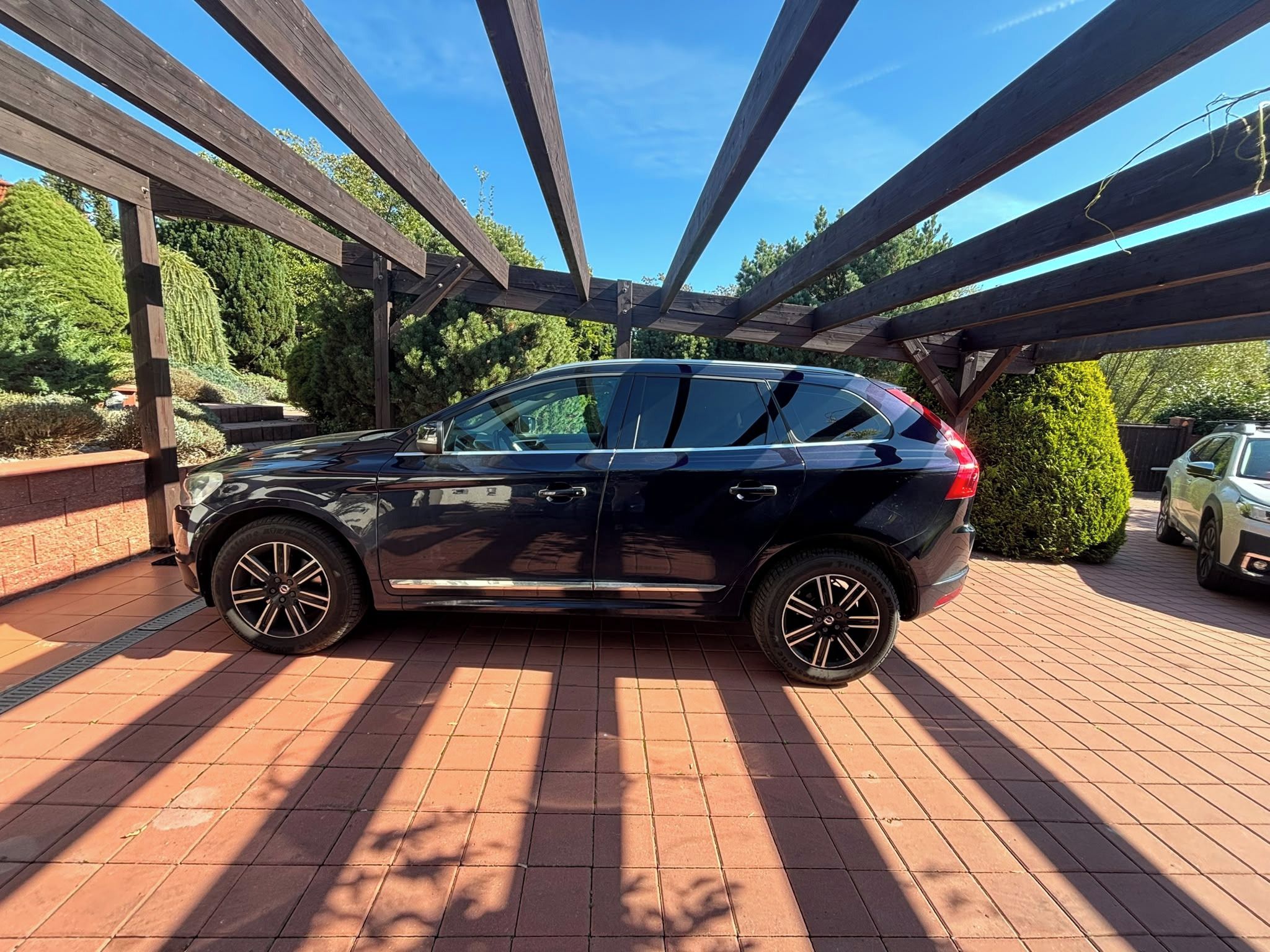 Volvo XC60, Volvo XC60 2.4 D4 AWD ( 4x4 ) - fotka 4