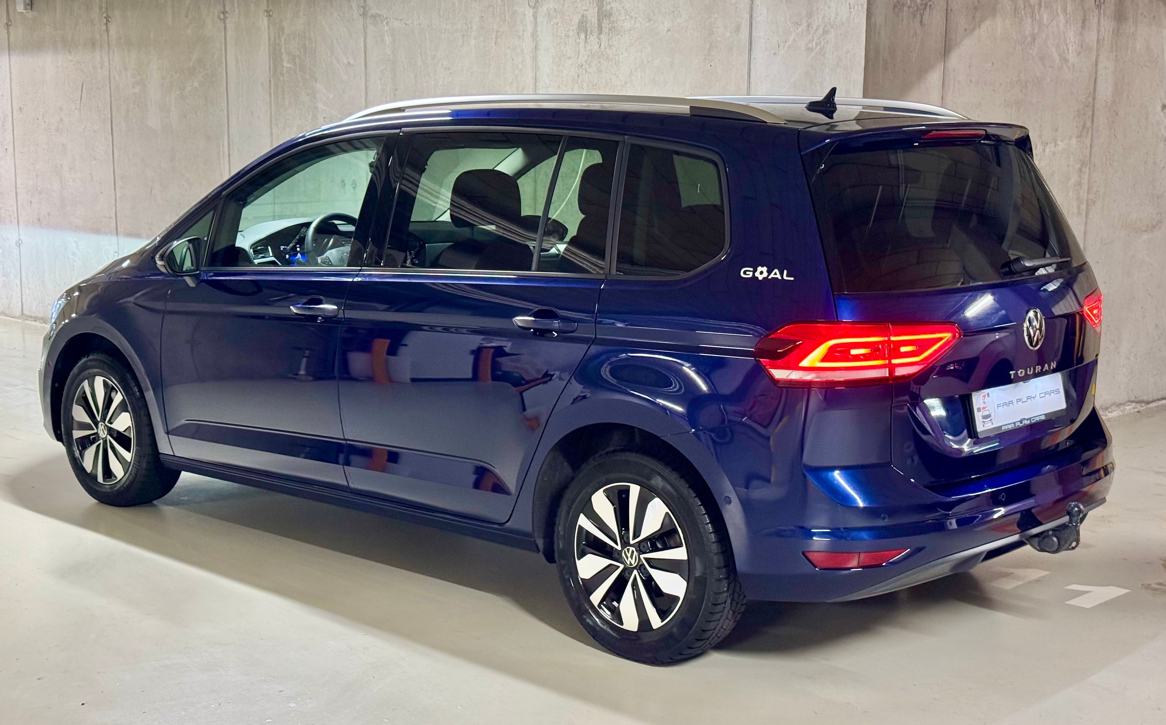 Volkswagen Touran, 1.5 TSI - 7 MÍST/TAŽNÉ/MATRIX - fotka 6