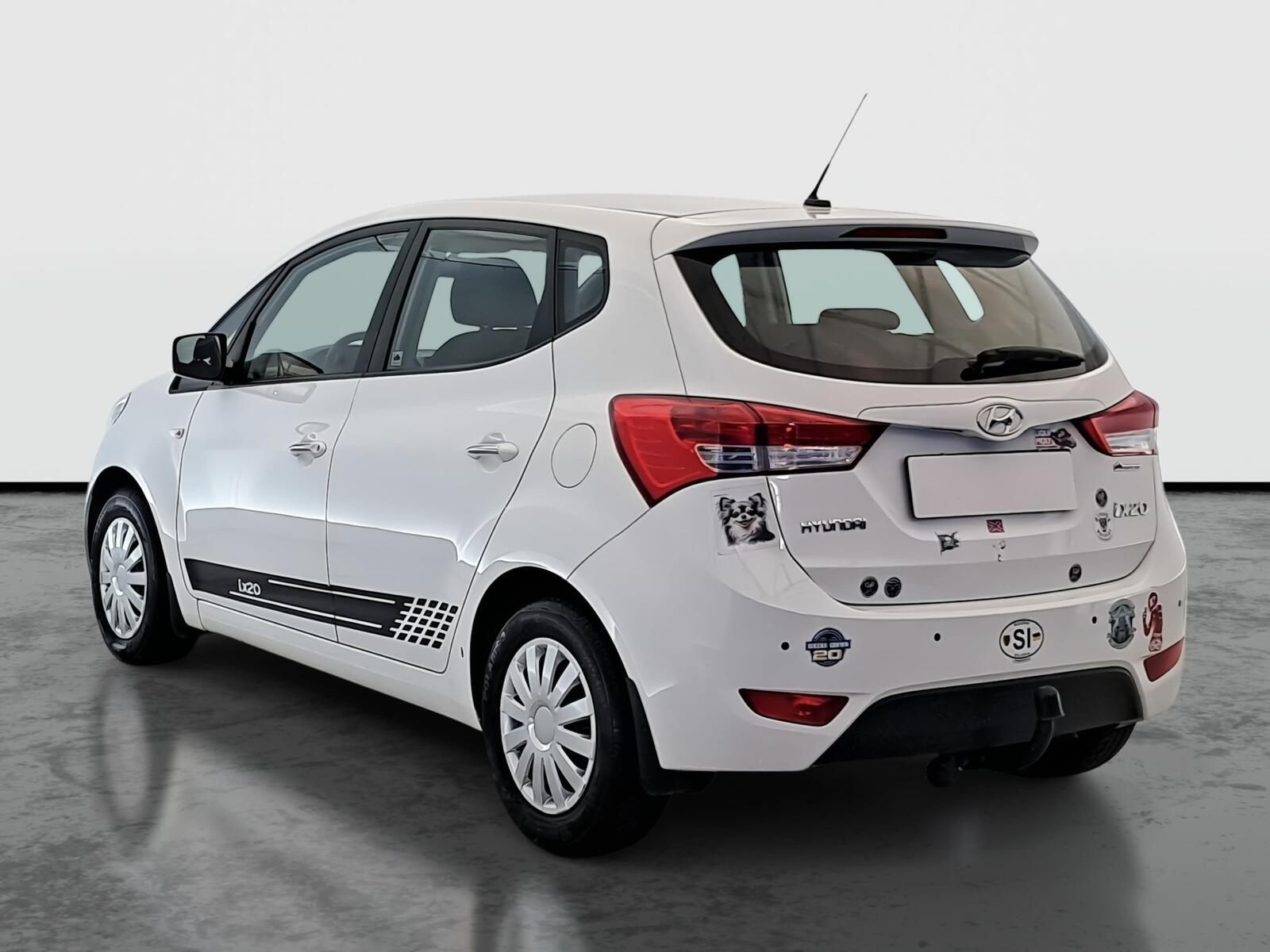 Hyundai ix20, 1.6 CVVT, Automat - fotka 4