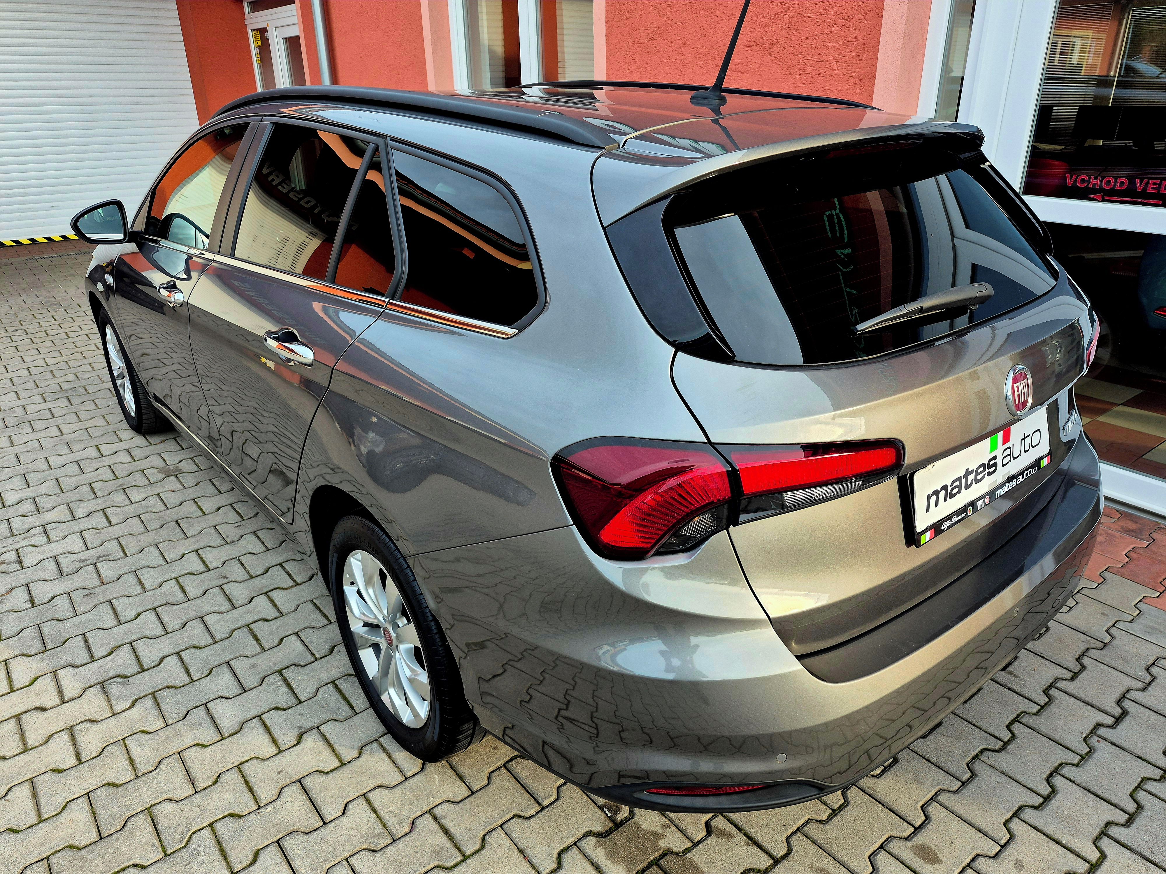 Fiat Tipo, 1.4 T-Jet 88 kW Lounge - fotka 3