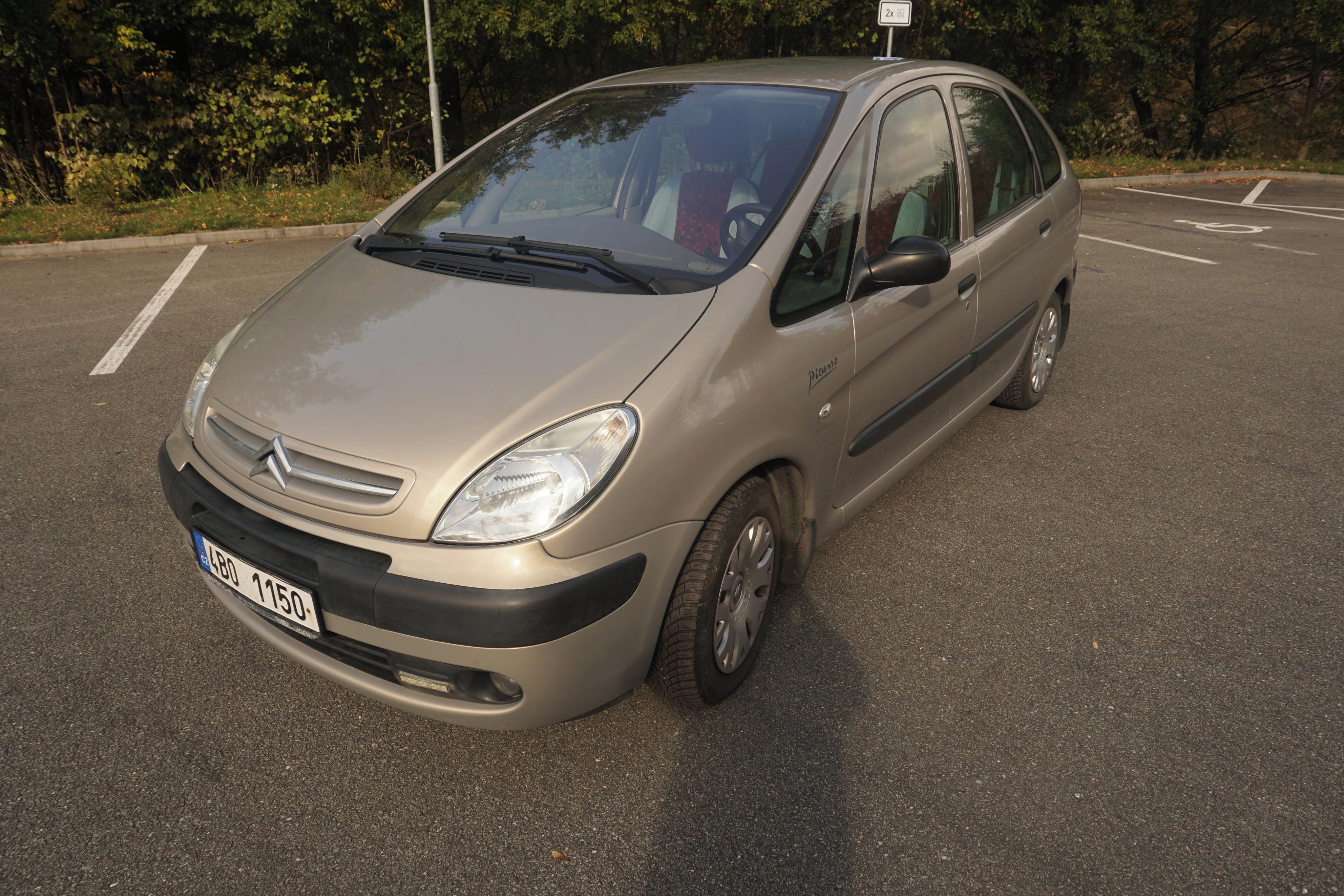 Citroën Xsara Picasso, Citroën Xsara Picasso 1.6i - fotka 3