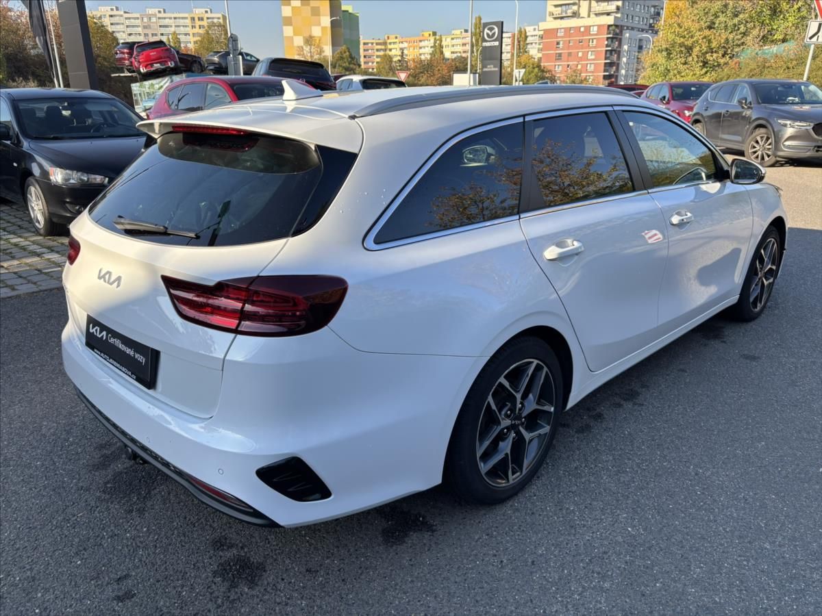 Kia Cee´d, 1,5 TGDi AT TOP ZÁRUKA TAŽNÉ - fotka 5
