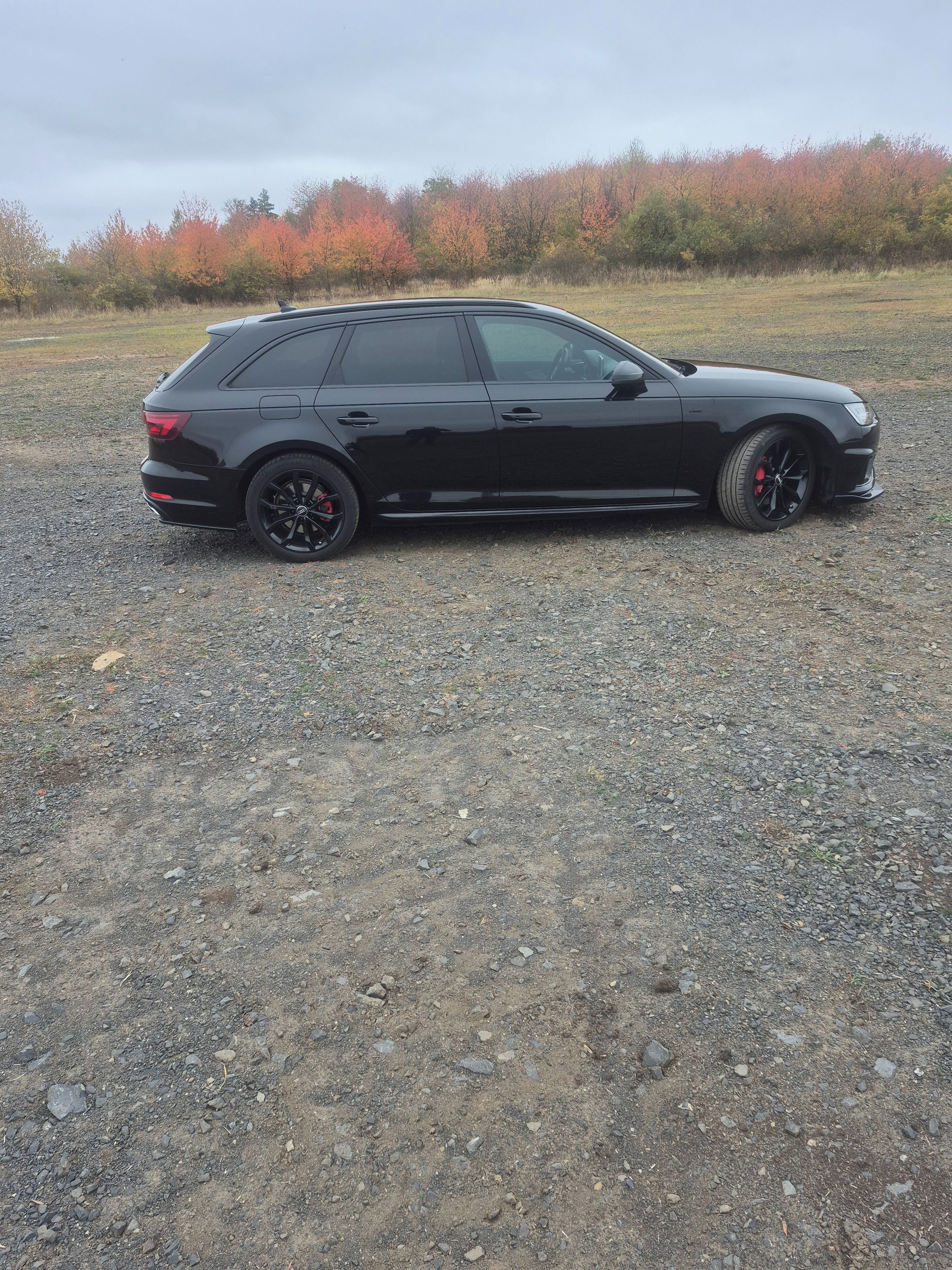 Audi A4 Avant, 2.0 TDI - fotka 3