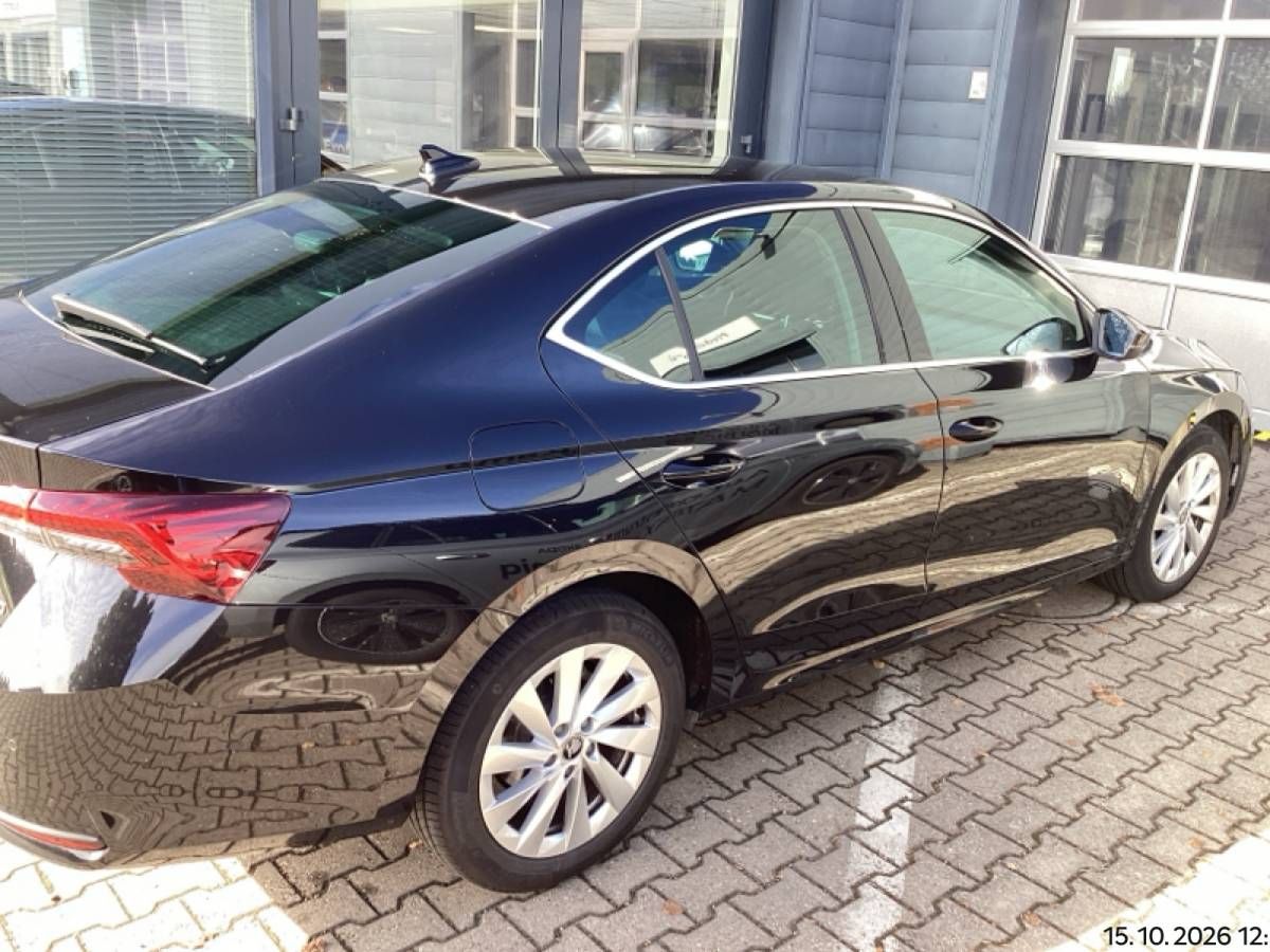 Škoda Octavia, Top Selection 1,5 TSI m-HEV 11 - fotka 6