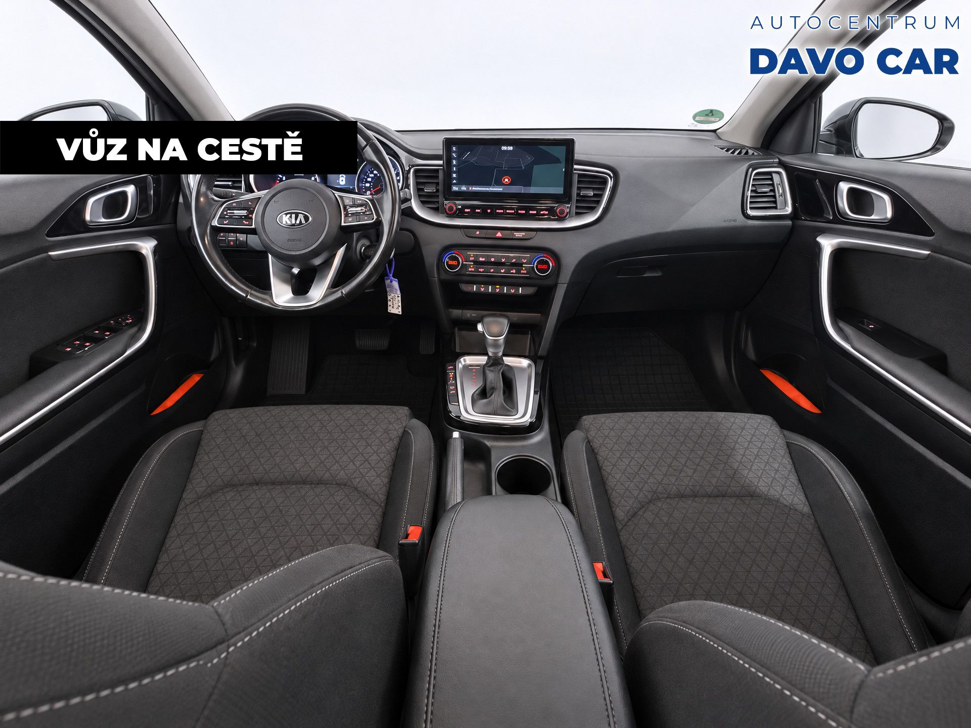 Kia Cee´d, 1,4 T-GDI 103kW DCT Exclusive - fotka 3