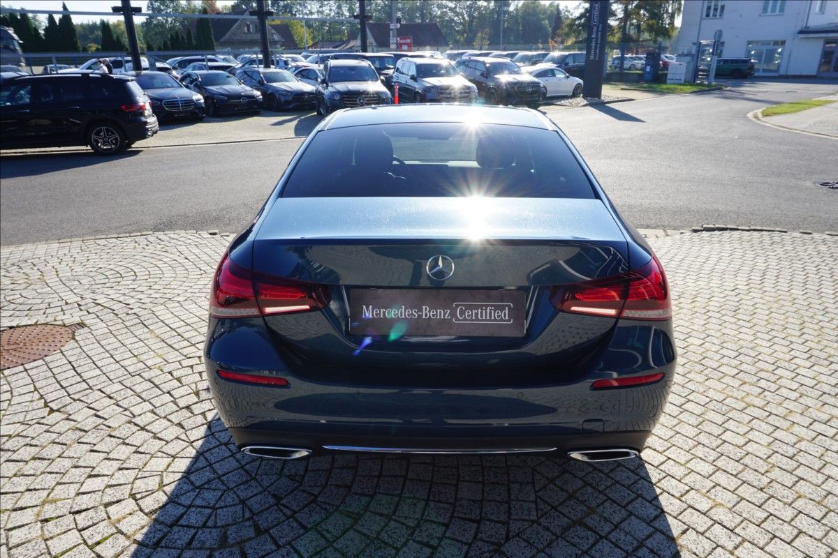 Mercedes-Benz Třídy A, 1,3 A 180 sedan,CZ původ,1.maj - fotka 5