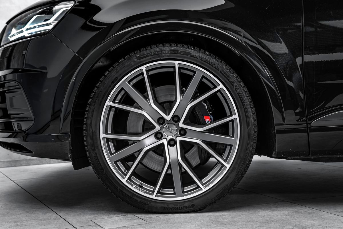 Audi SQ7, 4,0TDI 7míst HuD BOSE - fotka 3