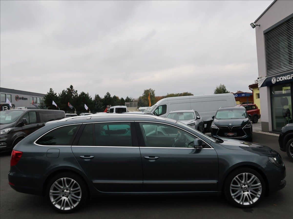 Škoda Superb, 2,0 TDi,103kW,NovéČR,Elegance - fotka 5