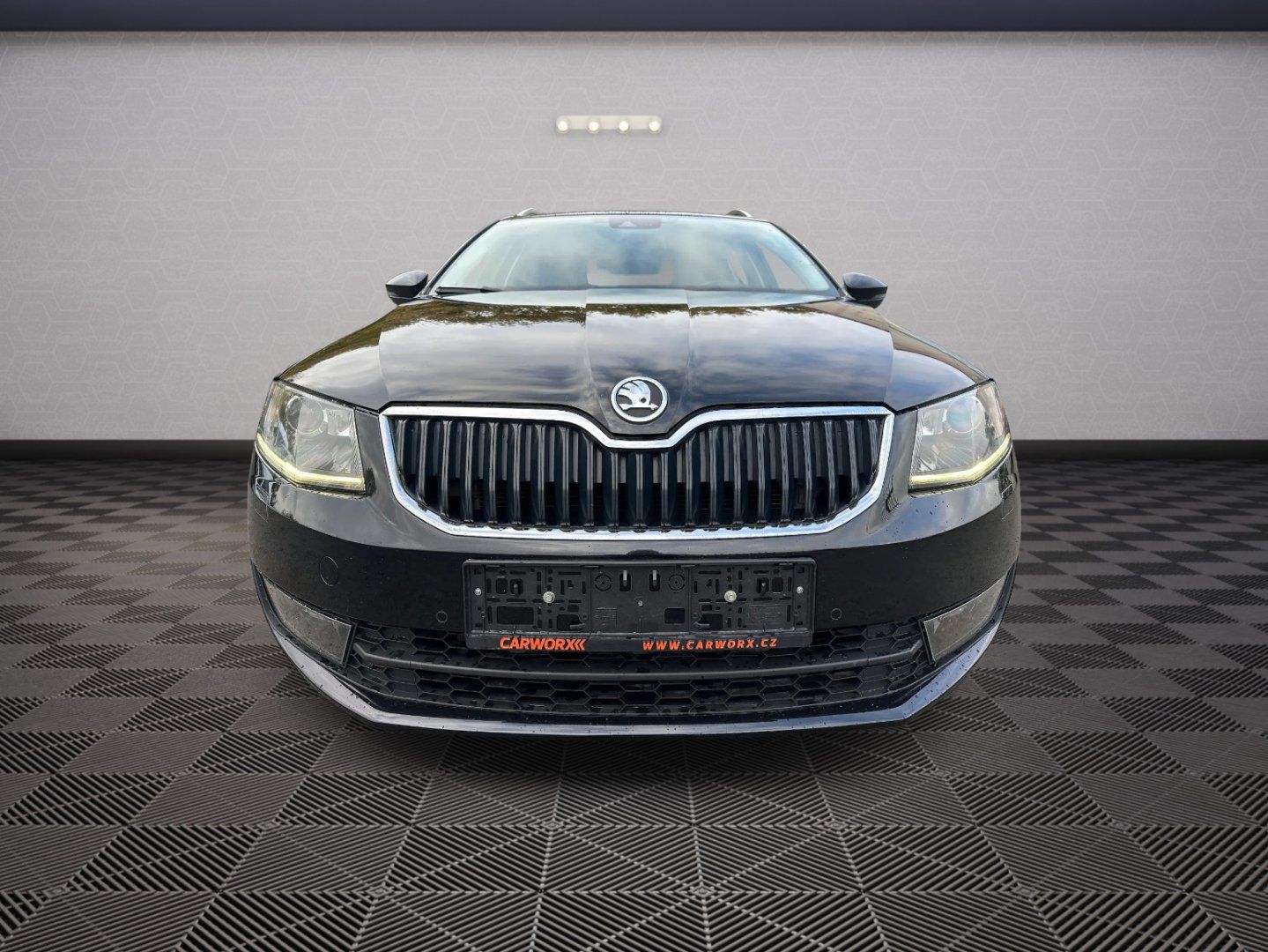 Škoda Octavia, 2,0TDI 110kw Elegance - fotka 2