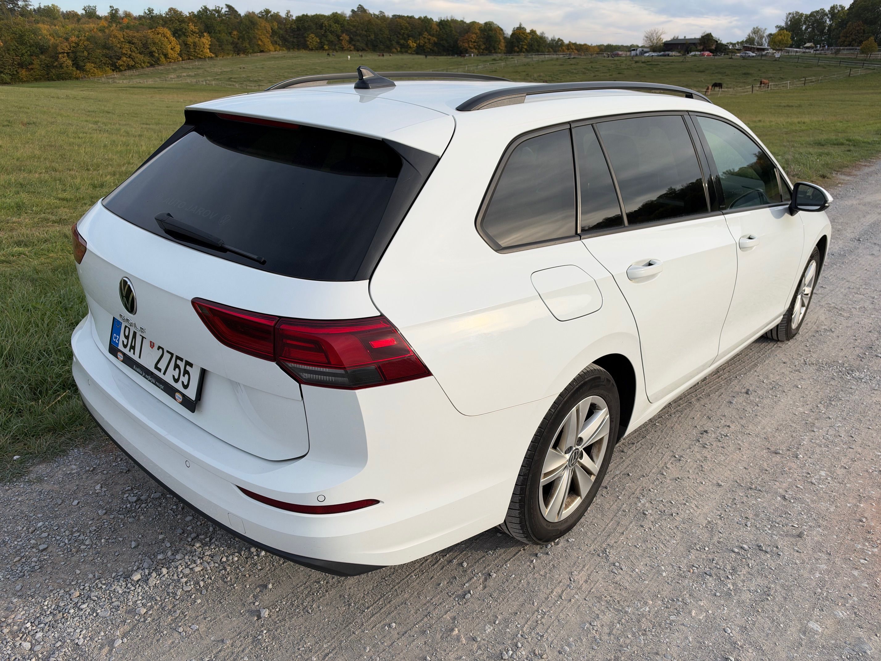 Volkswagen Golf, 2.0TDI LIFE VARIANT ACC LED ČR - fotka 3