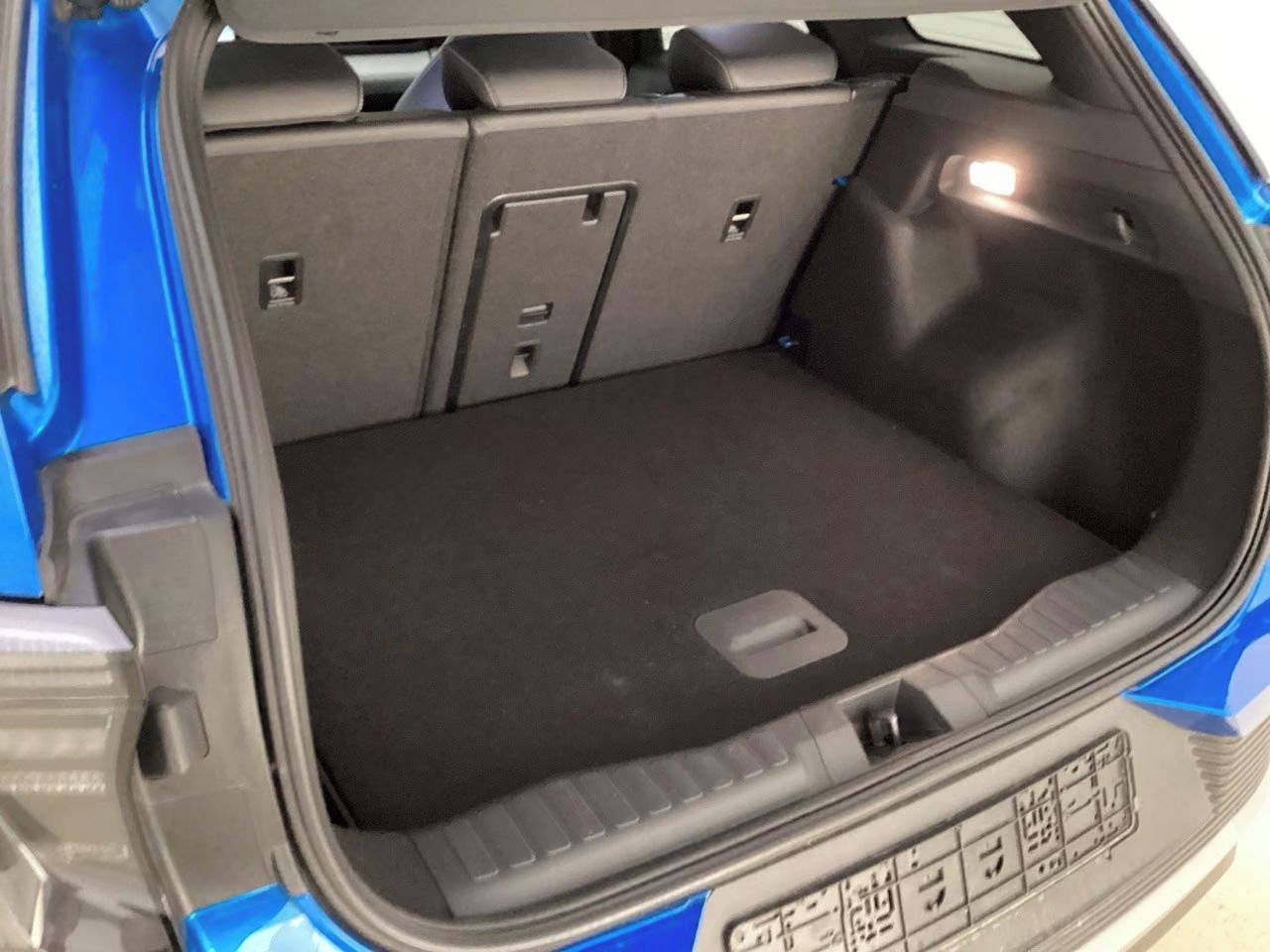 Ford Explorer, AWD  79kWh*360° kamera*Navi* - fotka 5