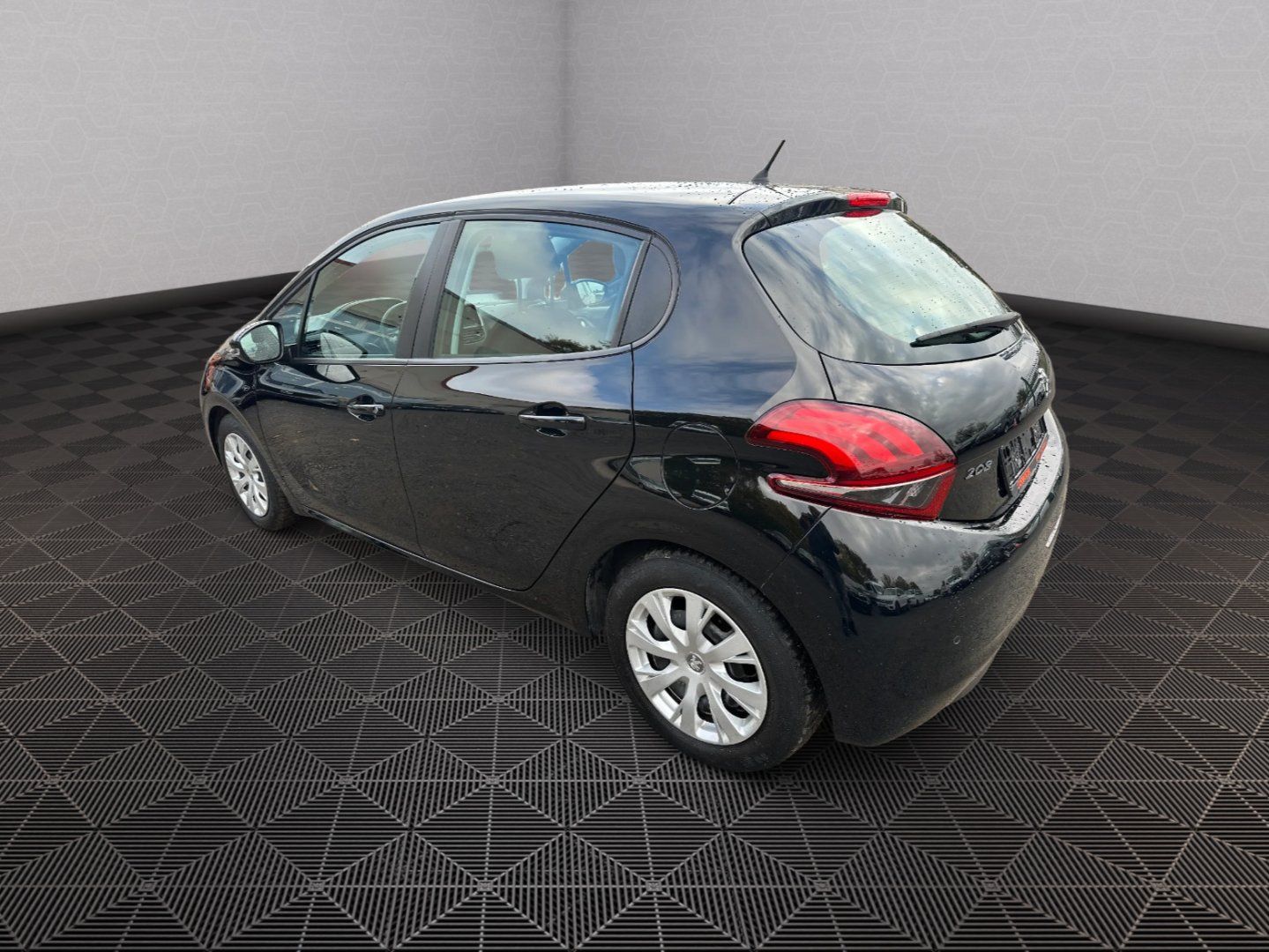 Peugeot 208, 1,2 61kw - fotka 5