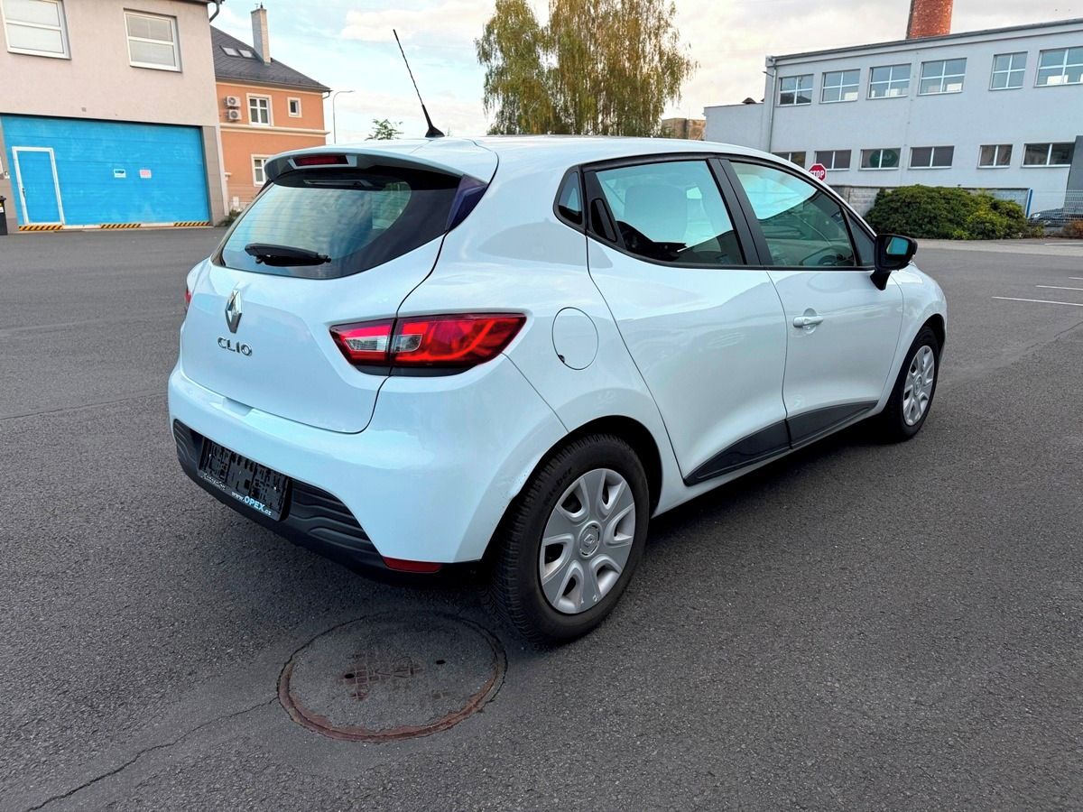 Renault Clio, 1.2i 54kW klima*servo*serviska - fotka 5