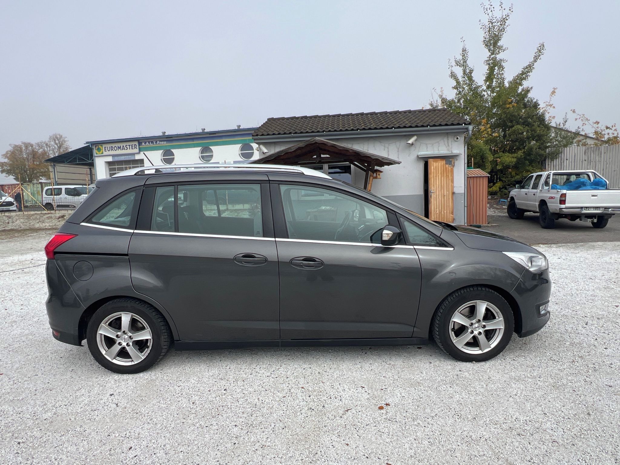 Ford Grand C-MAX, 1,5 i - fotka 3