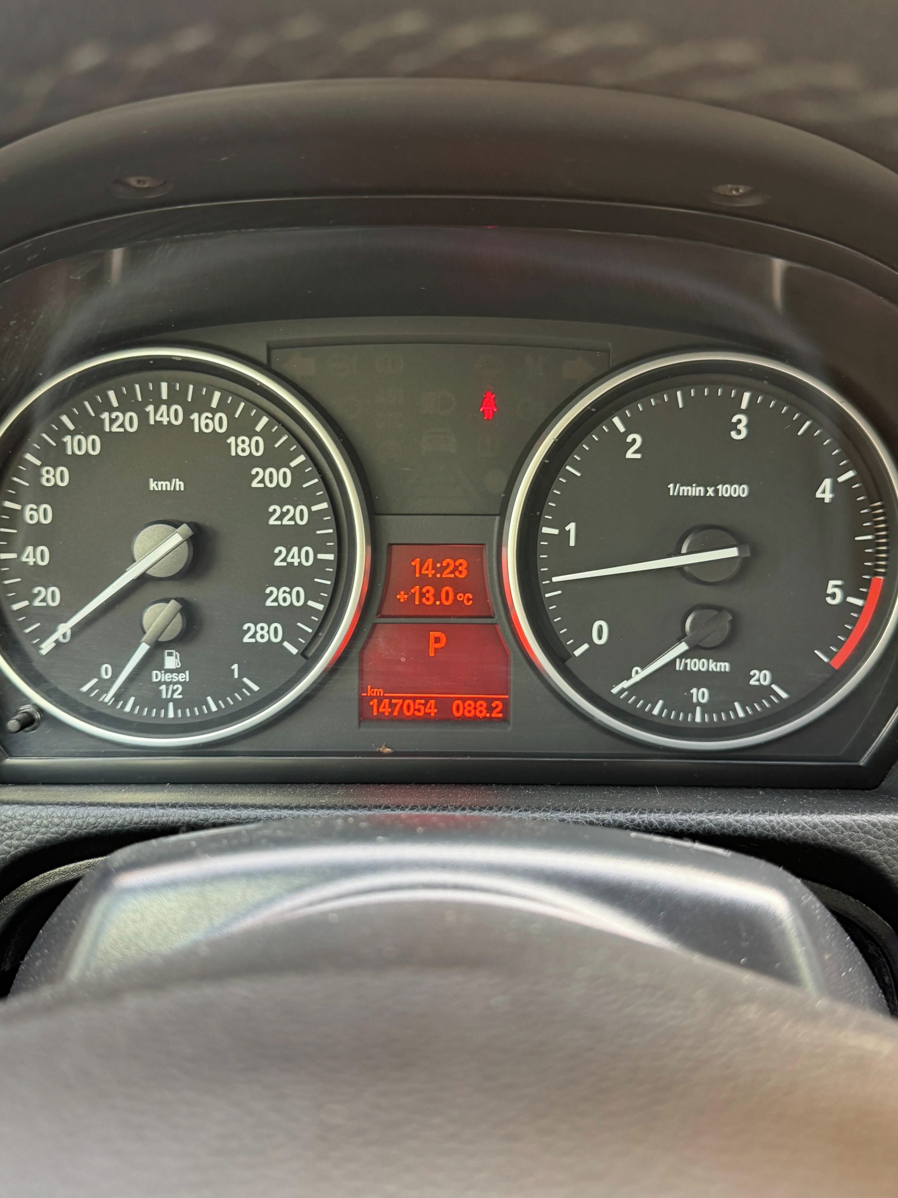 BMW Řada 3, 330D - fotka 6