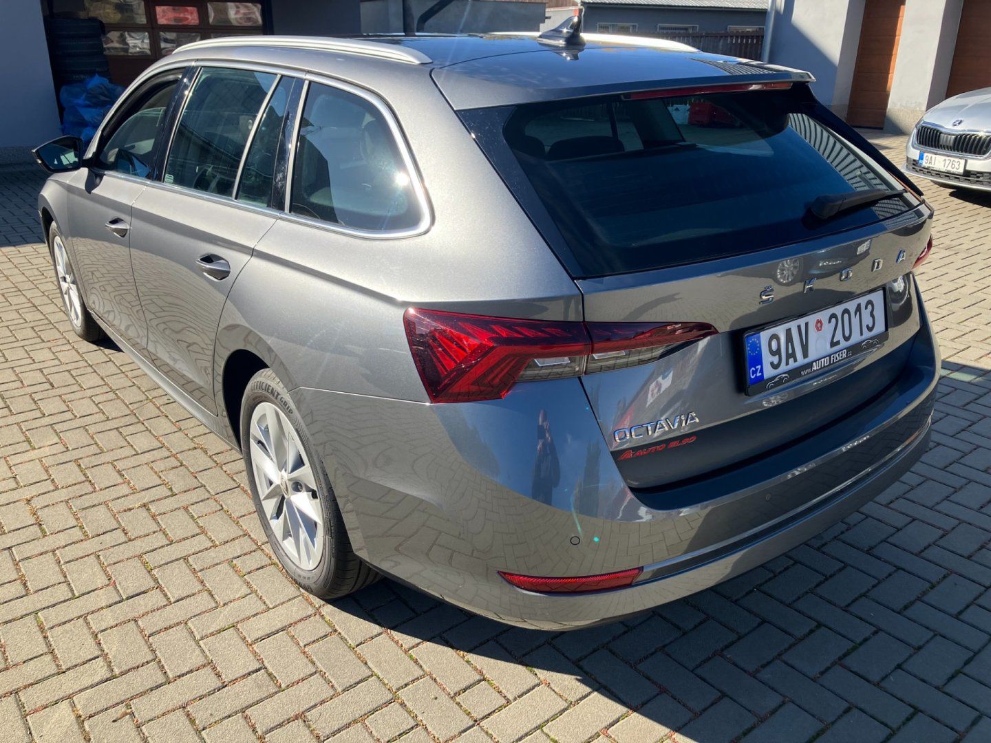 Škoda Octavia, 2.0TDI 110kW STYLE MATRIX - fotka 5