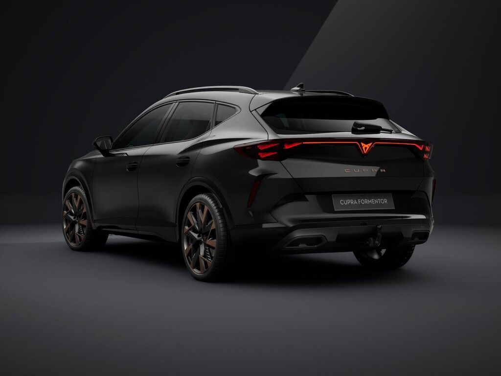 Cupra Formentor, 1.5eTSI 110kW DSG - fotka 3