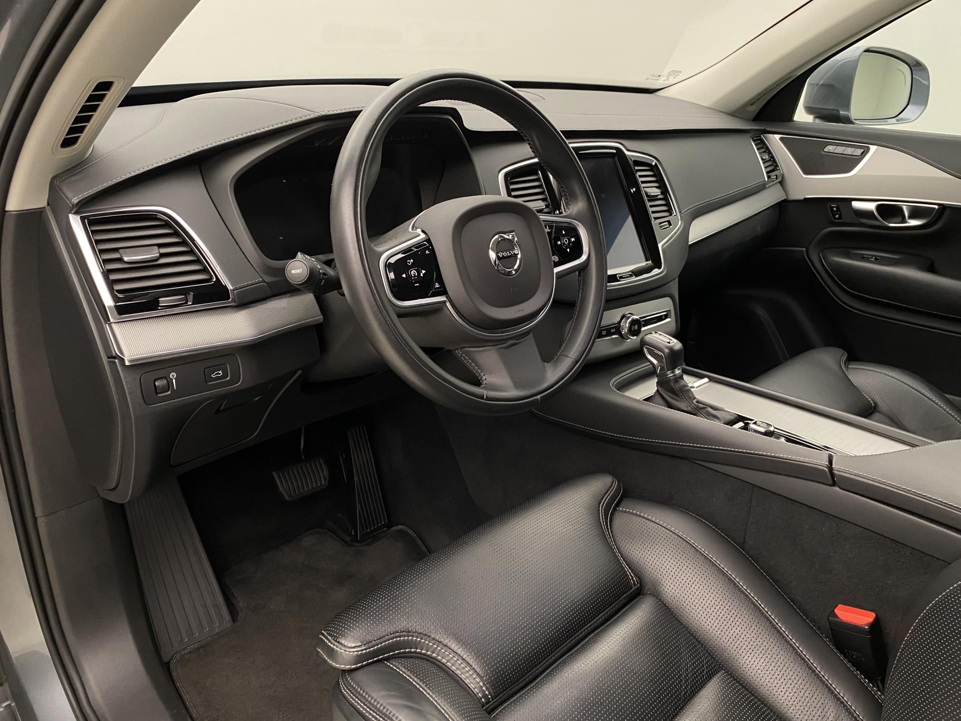 Volvo XC90, T6 AWD INSCRIPTION AUT CZ 7m - fotka 4