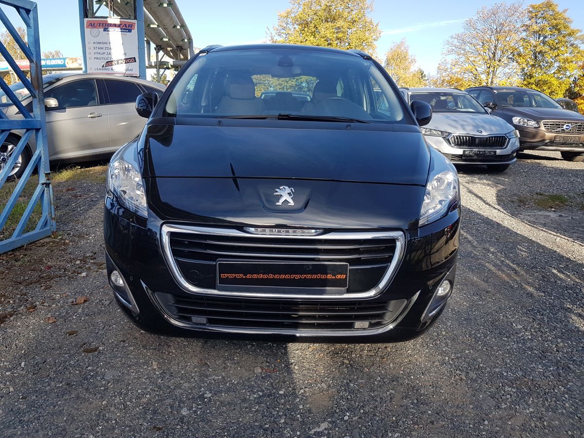 Peugeot 5008, 1.6HDi 88KW NAVI PANORAMA - fotka 2
