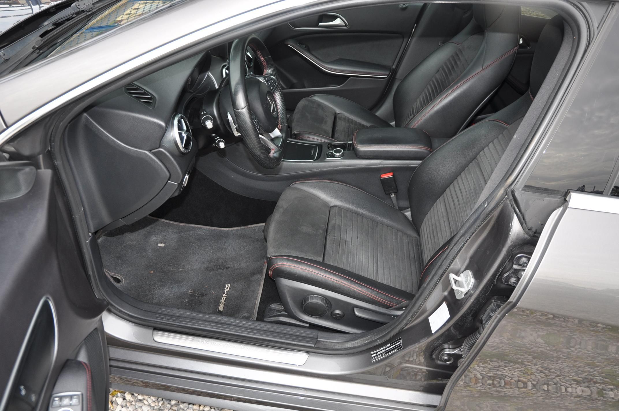 Mercedes-Benz CLA, 180 90kW AMG - line - fotka 6