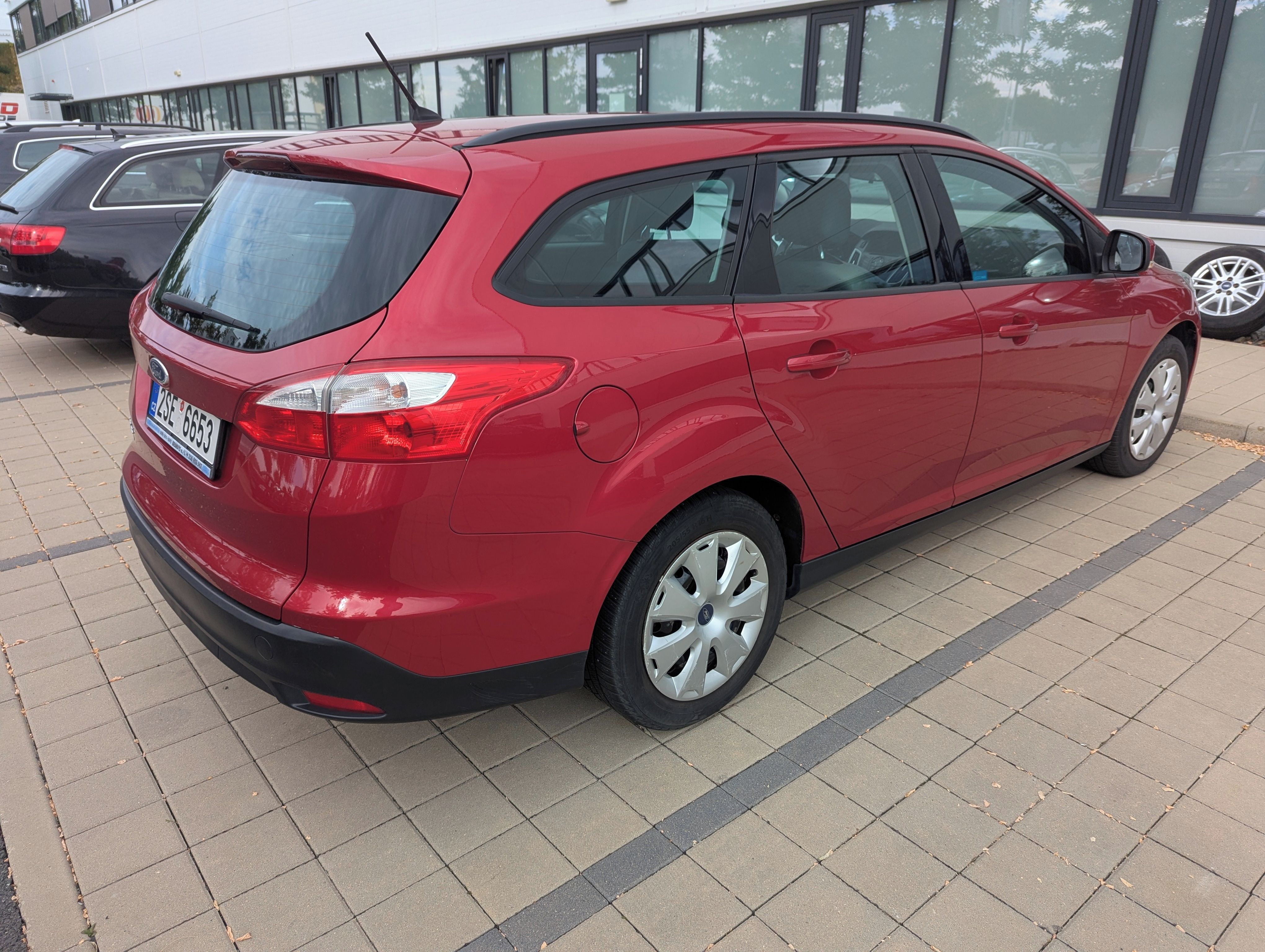 Ford Focus, 1.6 Ti-VCT (92 kW), nová STK - fotka 3
