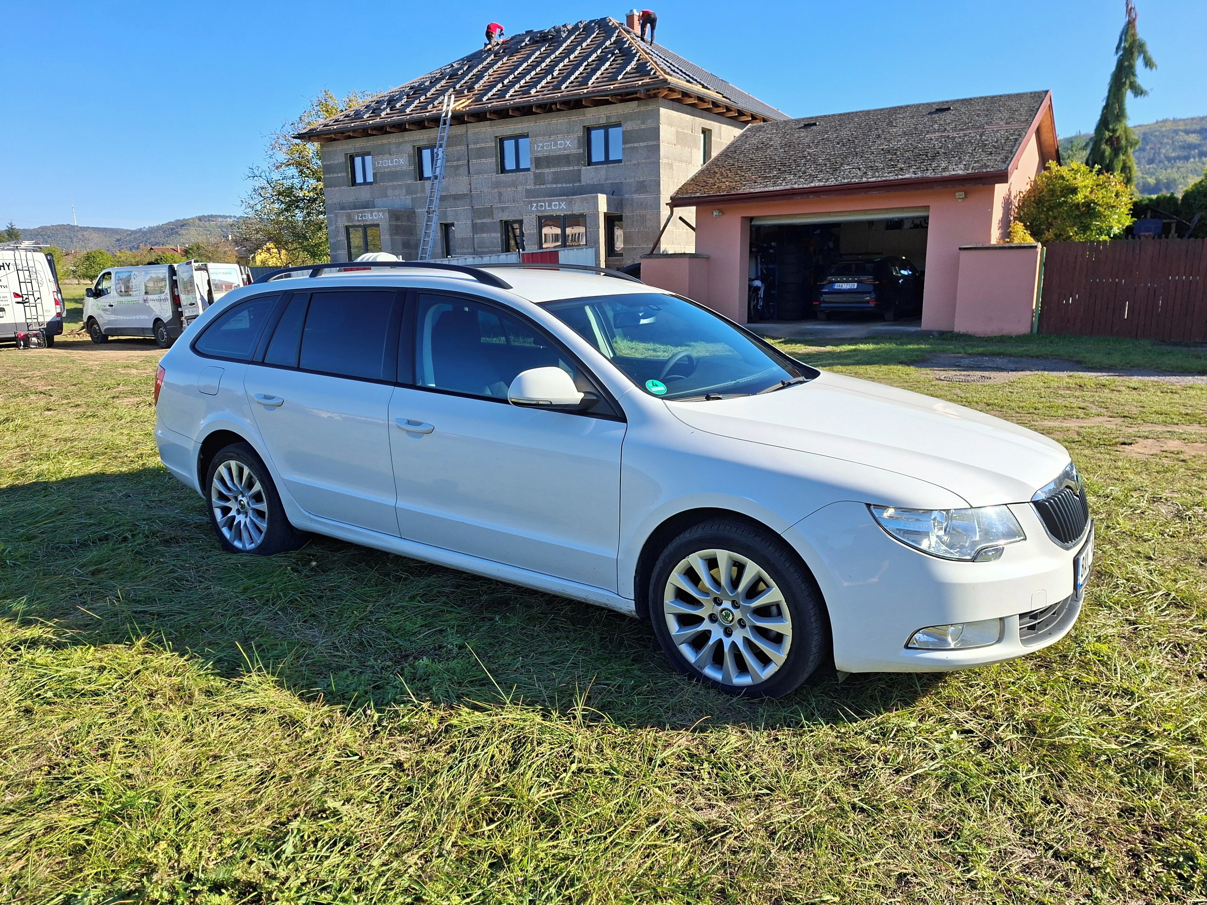 Škoda Superb, 2.0 tdi - fotka 3
