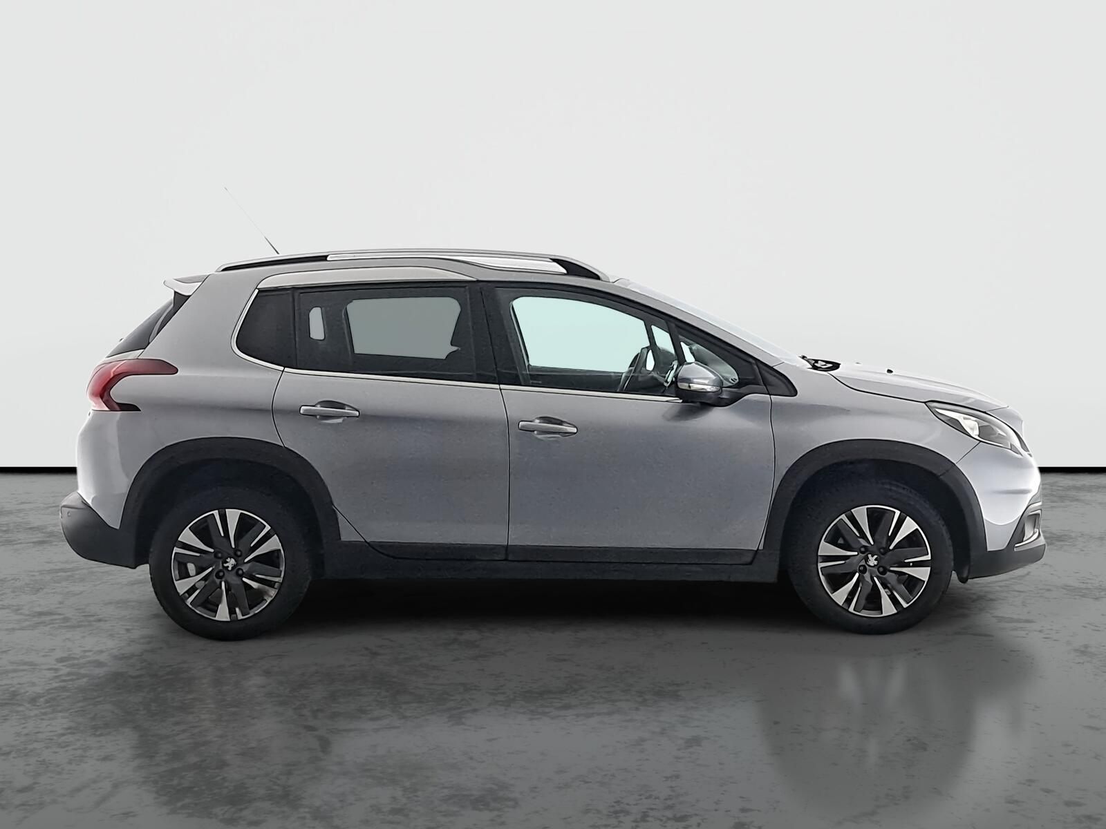 Peugeot 2008, 1.2 PureTech, Allure, Automat - fotka 6