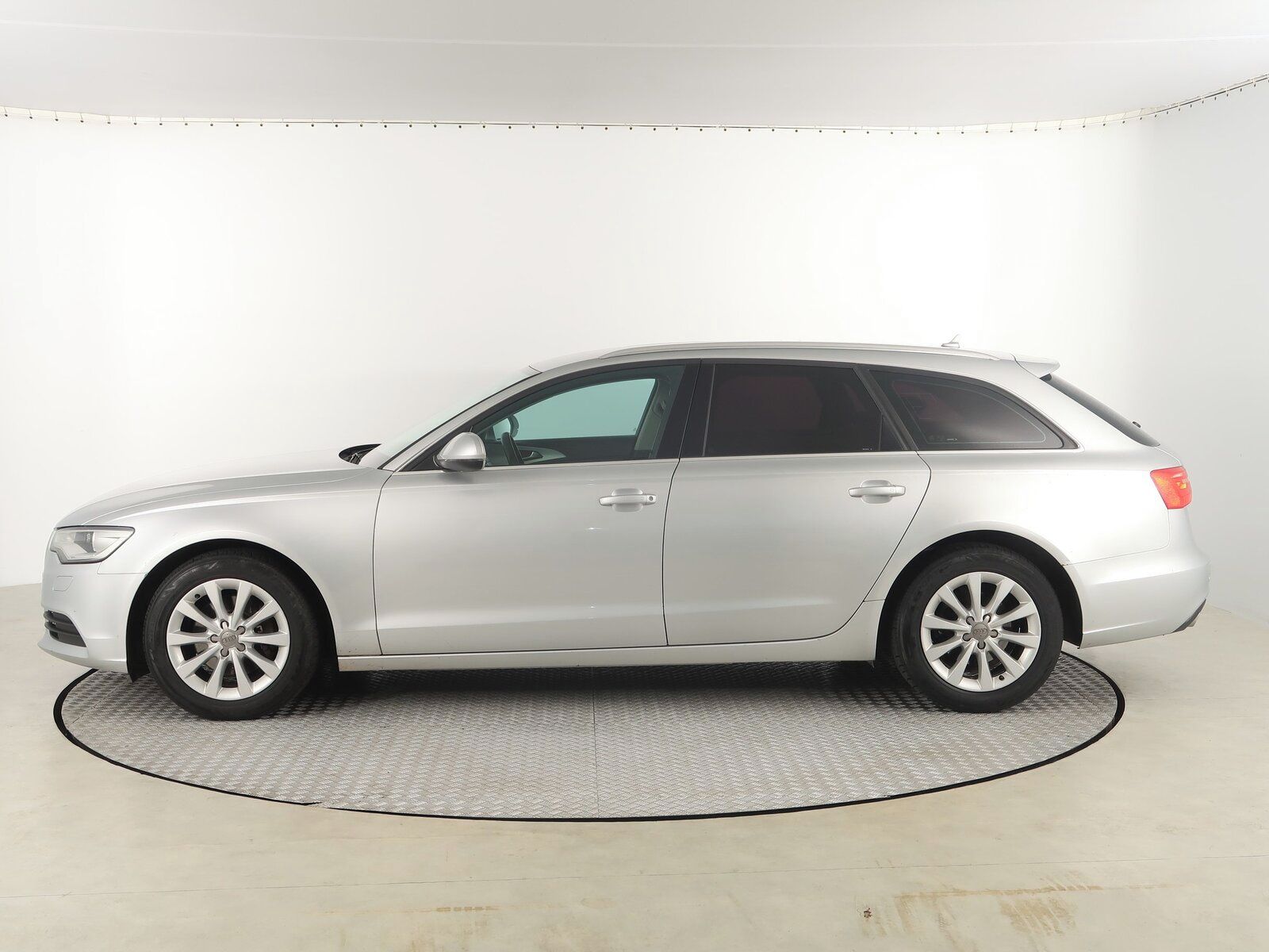 Audi A6, 3.0 TDI - fotka 3