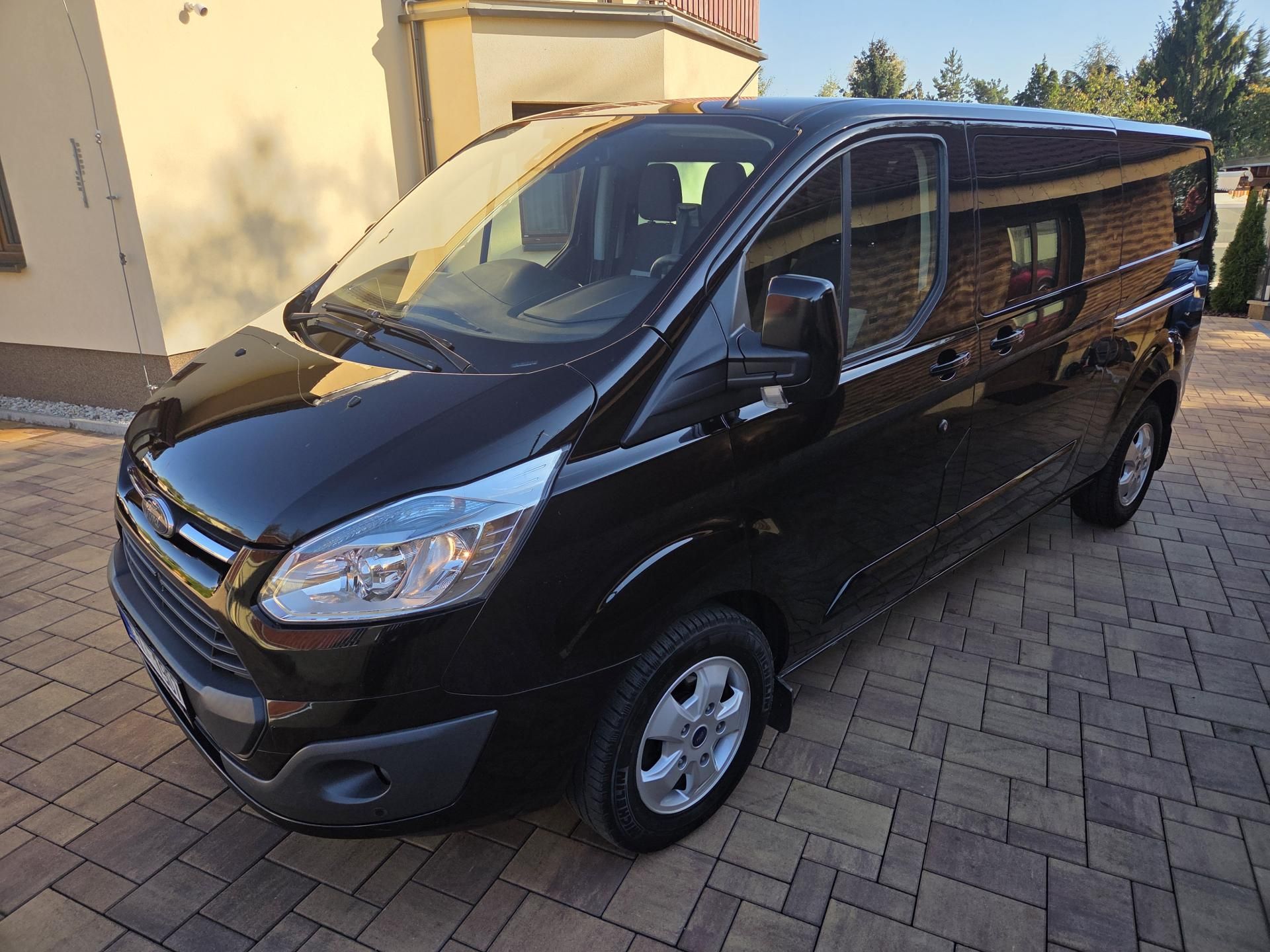 Ford Transit Custom, 2.2TDCI L2 114kw 6míst - fotka 6