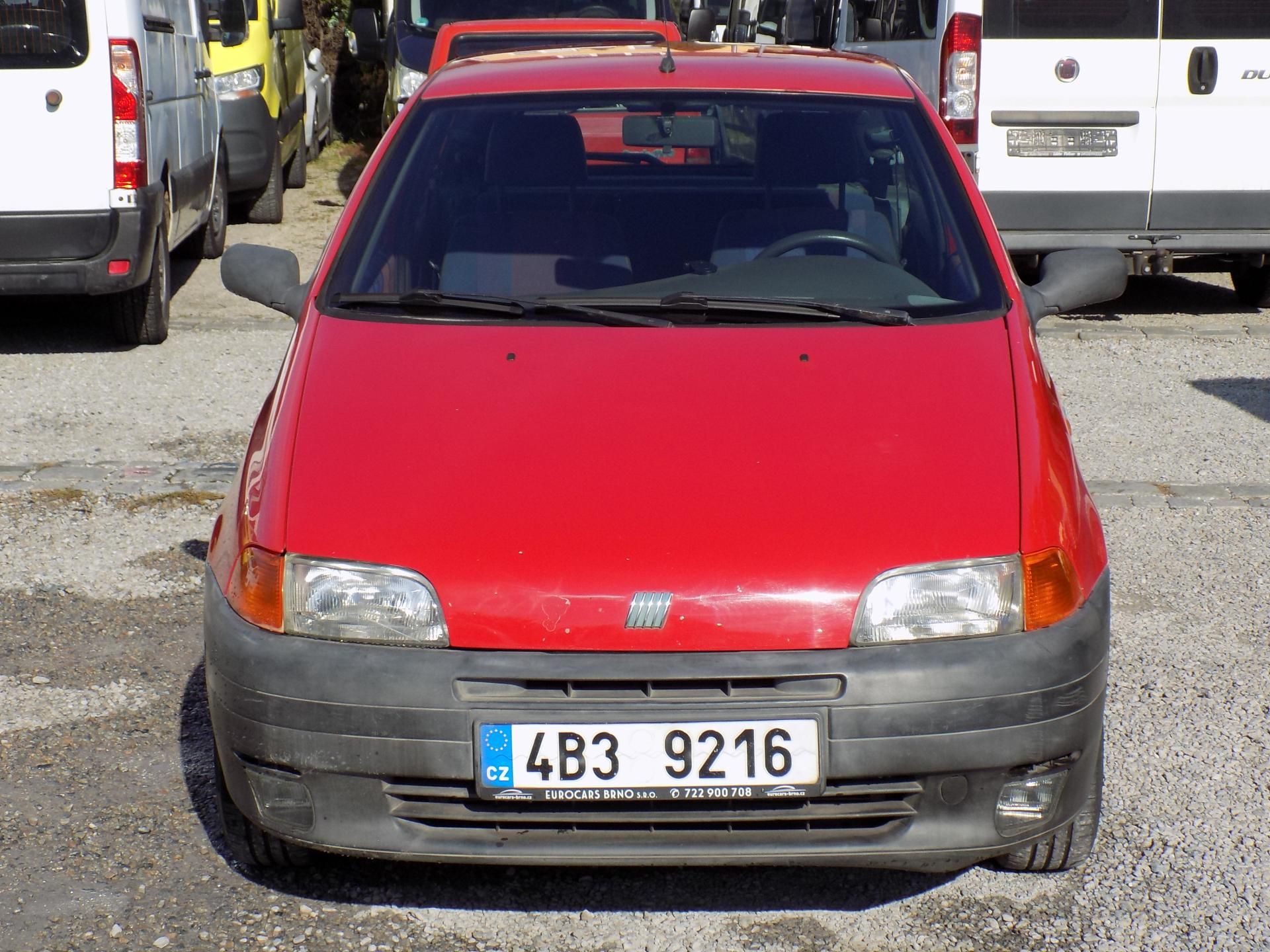 Fiat Punto, 1,2I 54 KWSX CENTRÁL, KLIMA - fotka 3