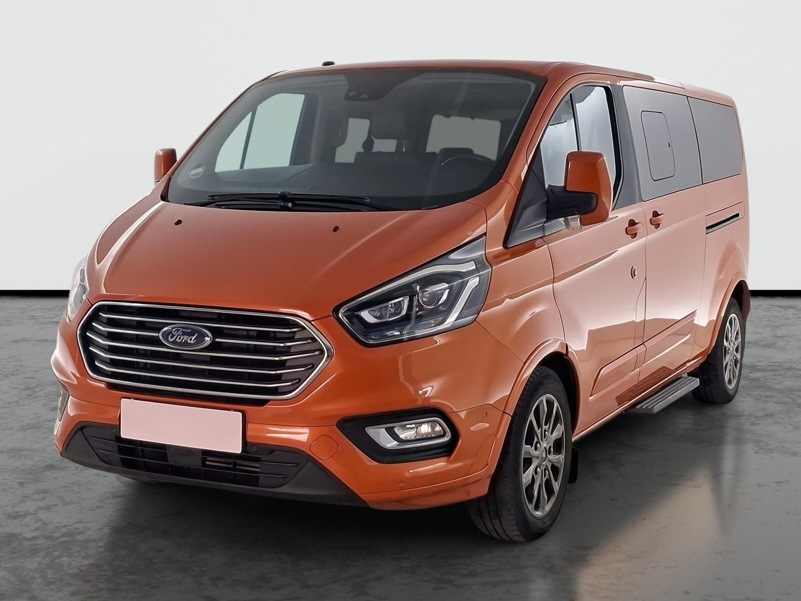 Ford Tourneo Custom, 2.0 EcoBlue, Titanium, Klima - fotka 2