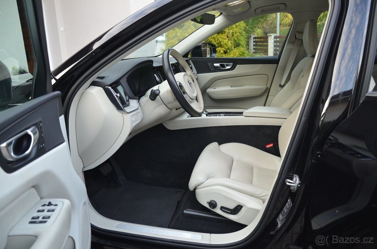 Volvo XC60, Volvo XC60 B4 AWD 1. majitel - fotka 5