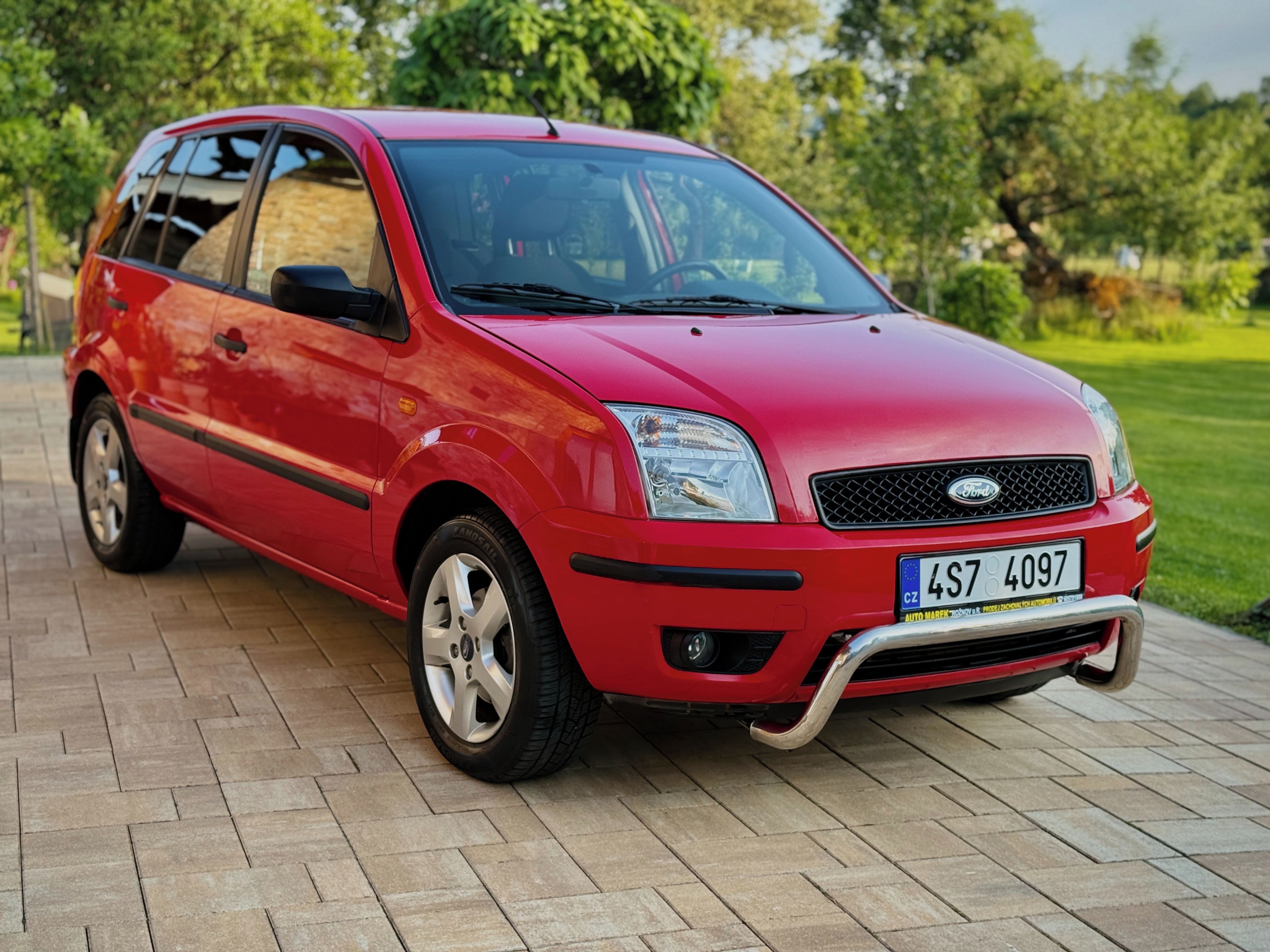 Ford Fusion, SPOTŘEBA 4 L