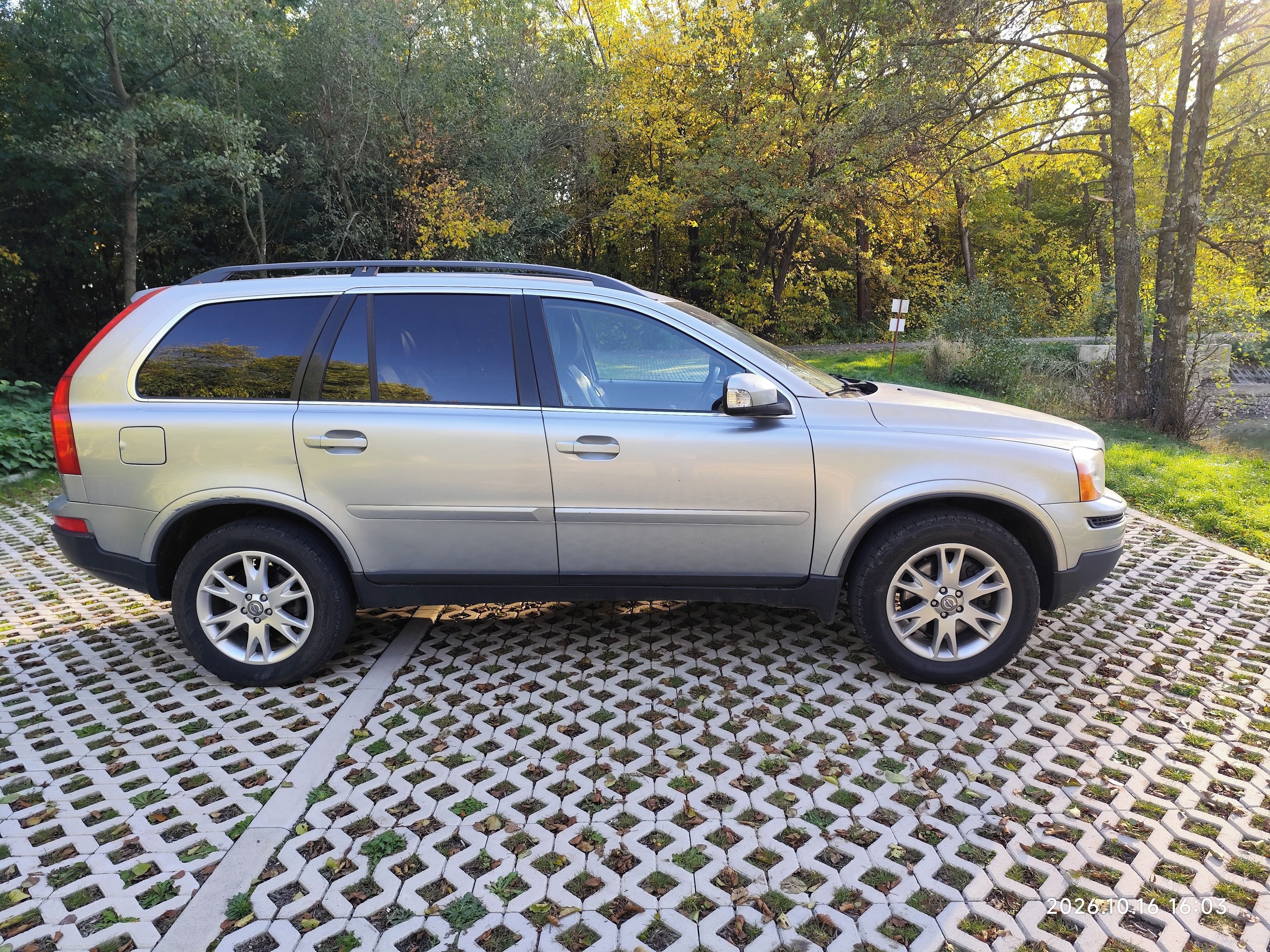 Volvo XC90, Volv o XC90 2.4 D5 - fotka 3