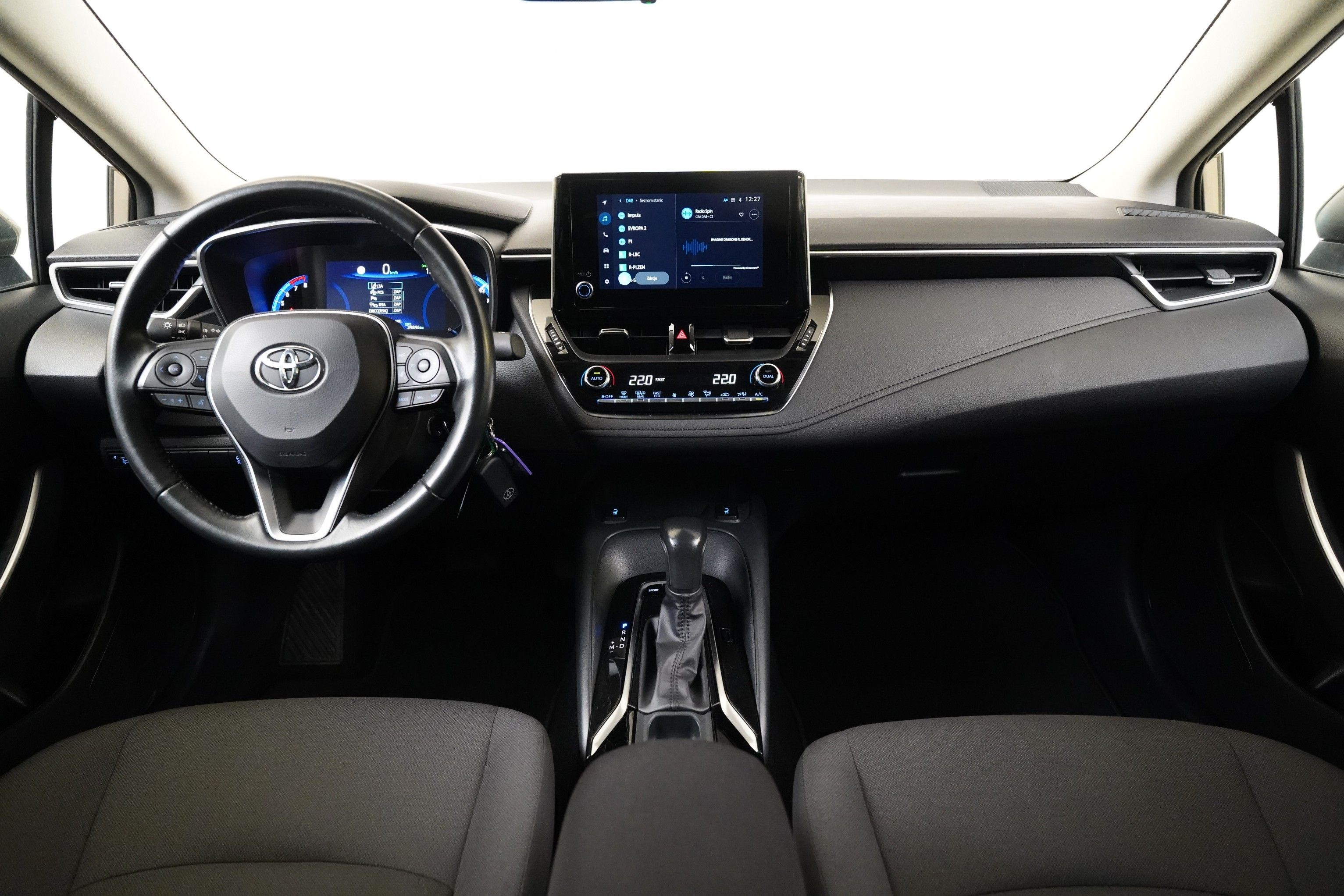 Toyota Corolla, 1.5 Dynamic Force 92 kW - fotka 5