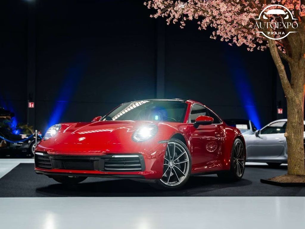 Porsche, 992 Carrera 2 Coupé *
