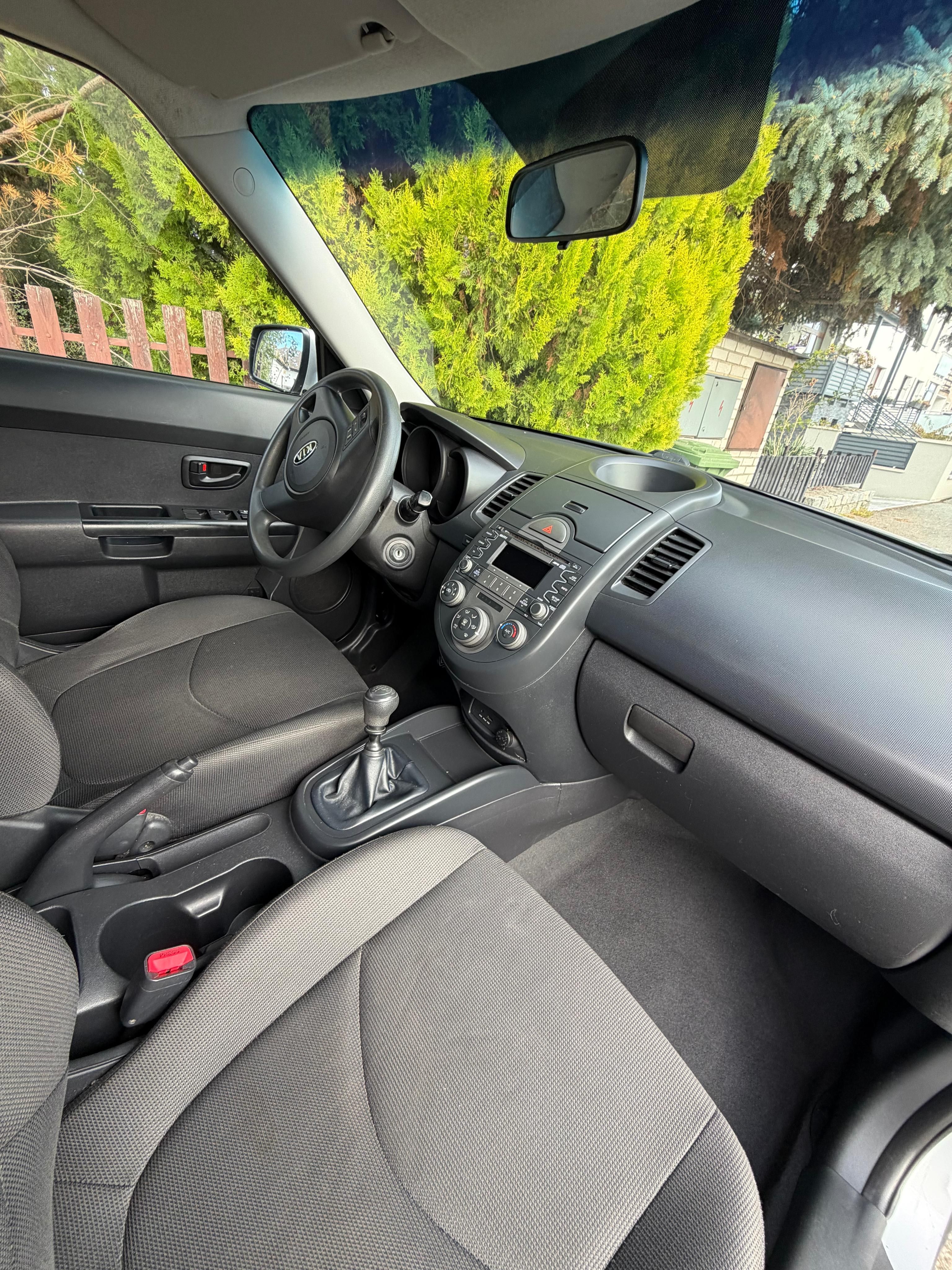 Kia Soul, 1,6 benzin  92 kw - fotka 5